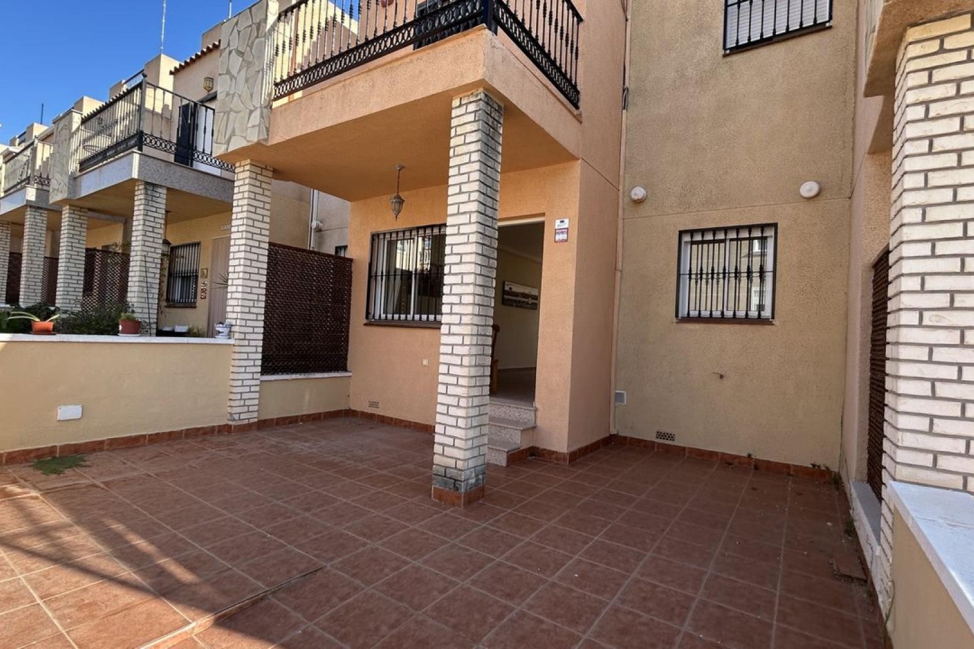 Herverkoop - Rijhuis -
Los Altos - Costa Blanca