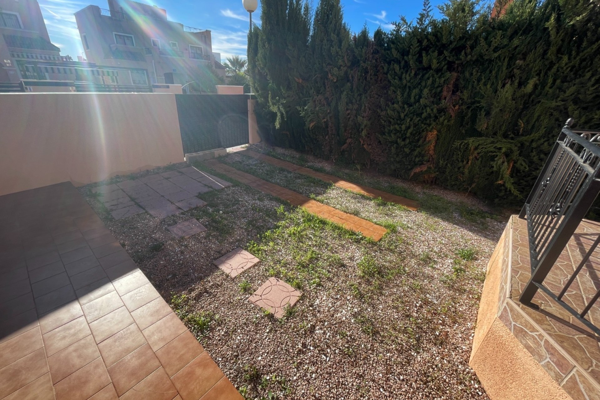 Herverkoop - Rijhuis -
Los Montesinos - La Herrada