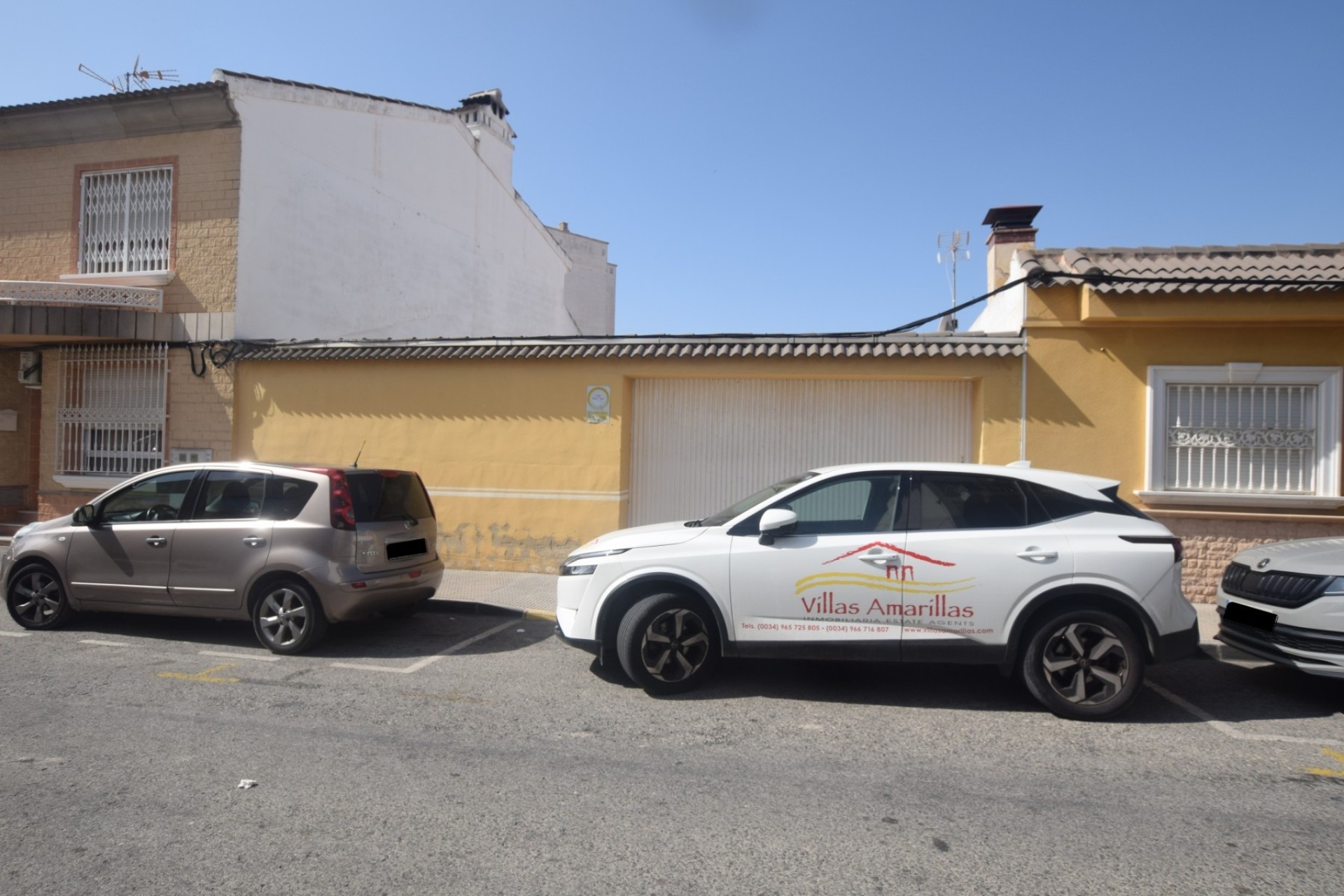 Herverkoop - Rijhuis -
Los Montesinos