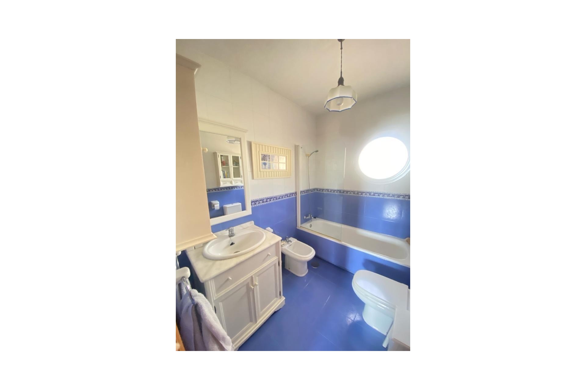 Herverkoop - Rijhuis -
Orihuela Costa - Campoamor