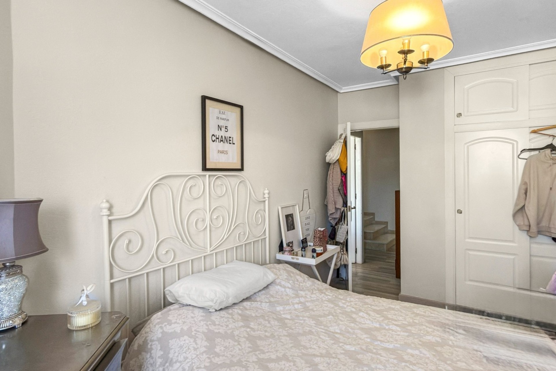 Herverkoop - Rijhuis -
Orihuela Costa - La Florida