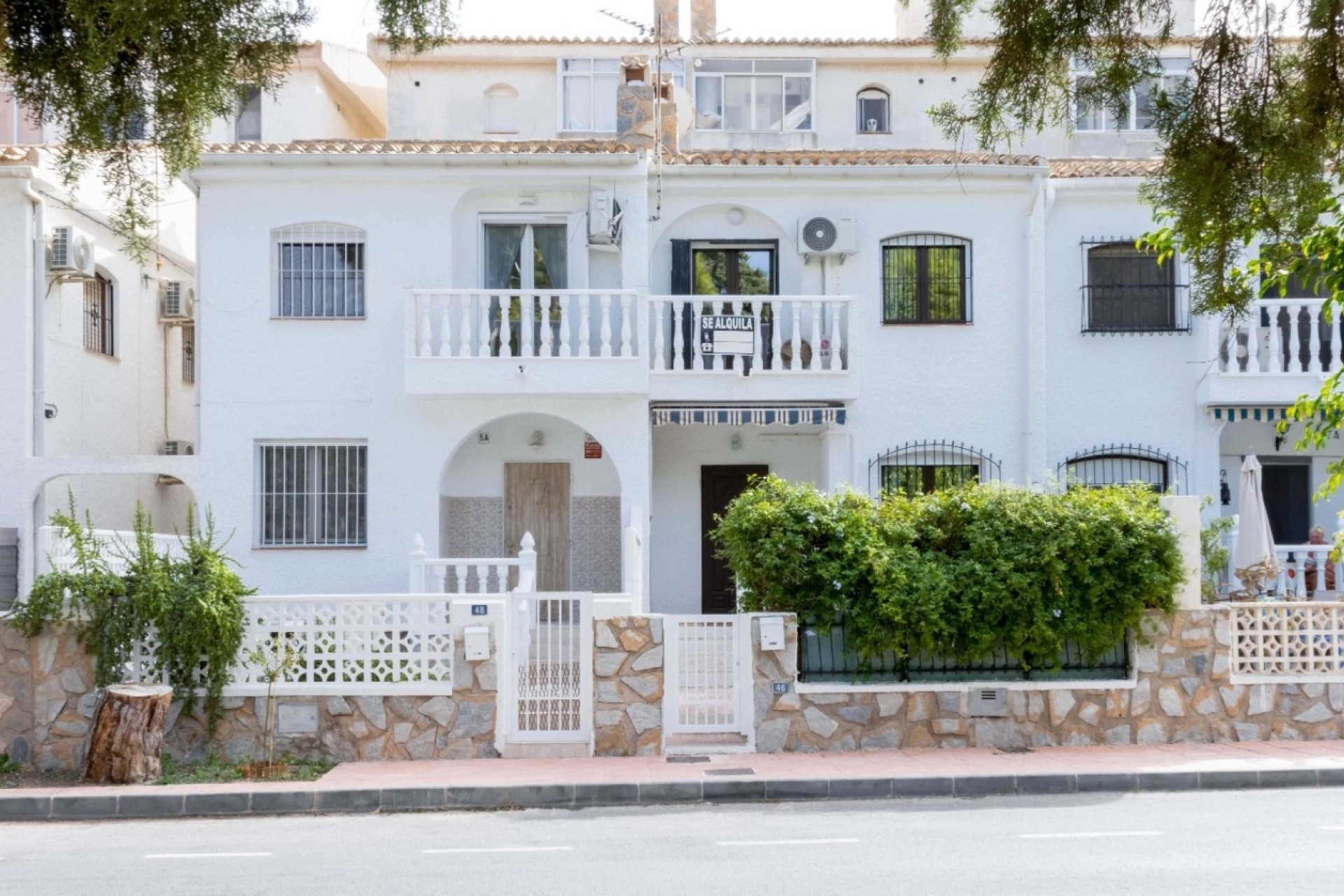 Herverkoop - Rijhuis -
Orihuela Costa - La Zenia