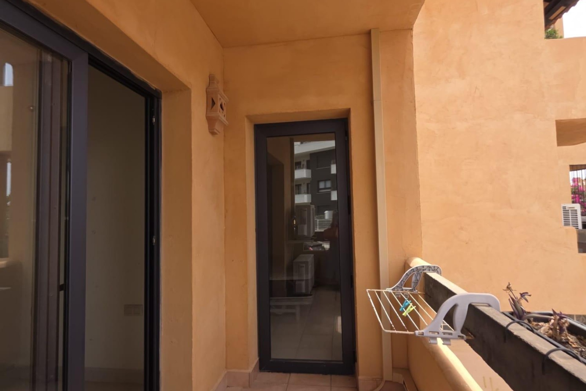 Herverkoop - Rijhuis -
Orihuela Costa - Las Filipinas