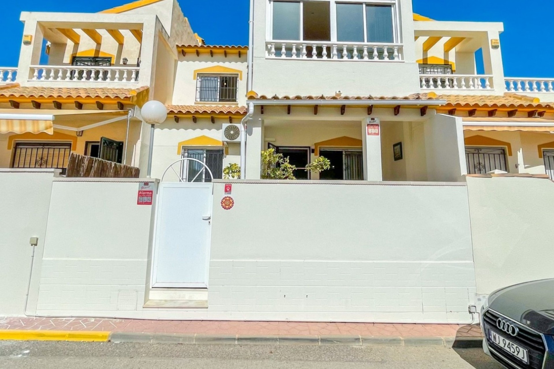 Herverkoop - Rijhuis -
Orihuela Costa - Los Altos *