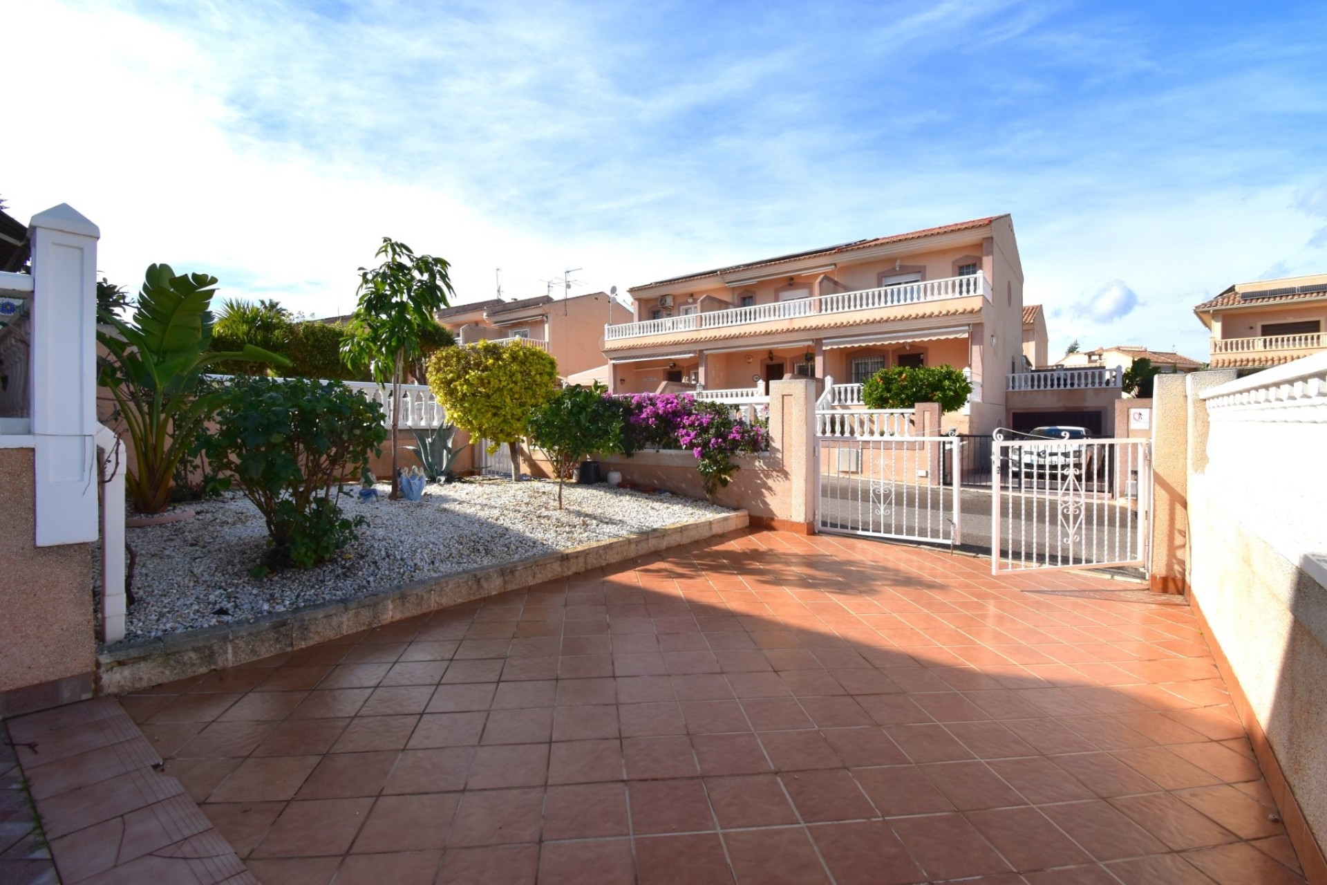 Herverkoop - Rijhuis -
Orihuela Costa - Los Balcones