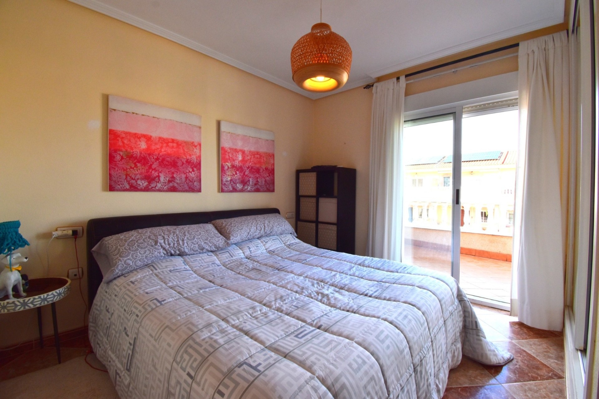 Herverkoop - Rijhuis -
Orihuela Costa - Los Balcones
