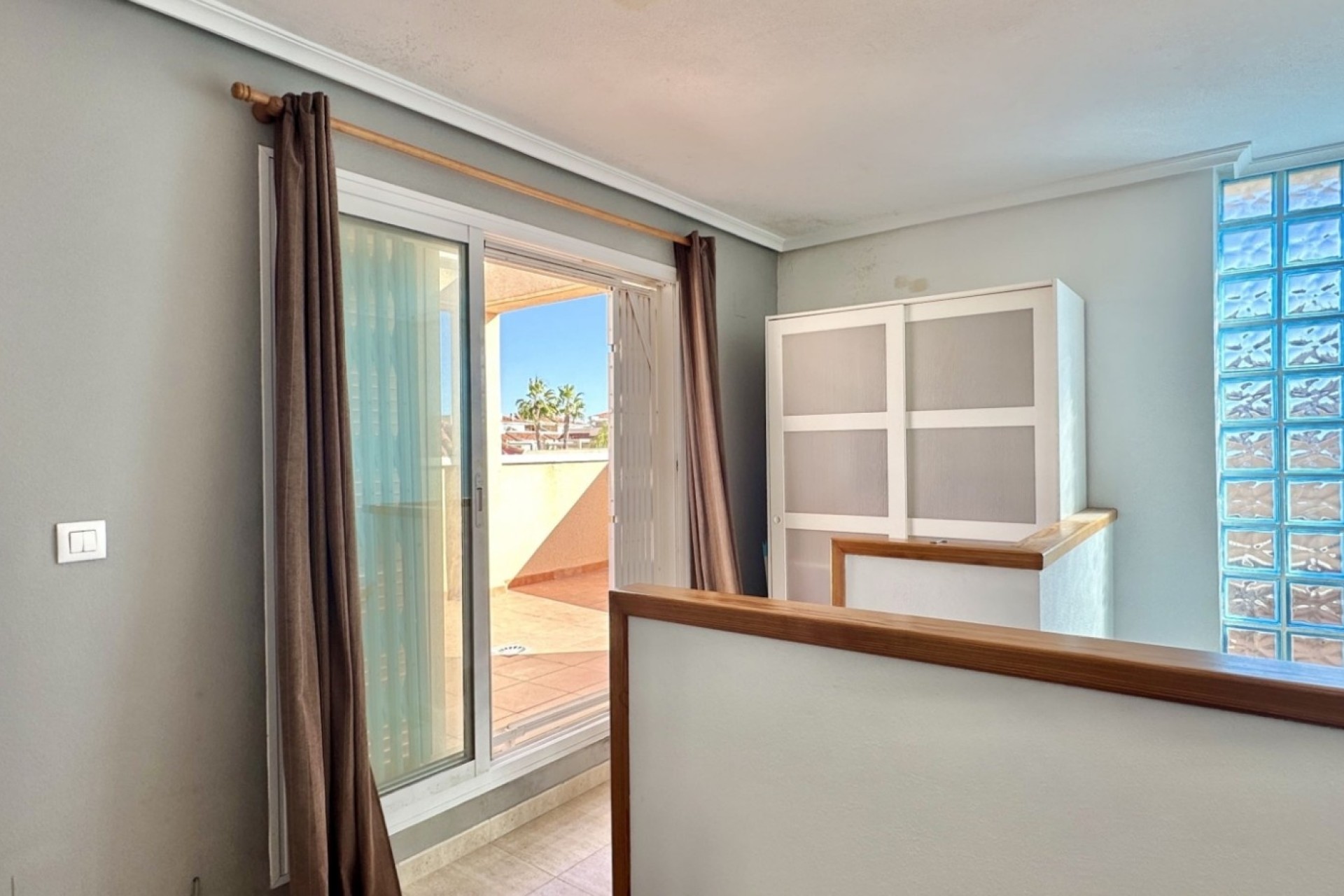 Herverkoop - Rijhuis -
Orihuela Costa - Playa Flamenca