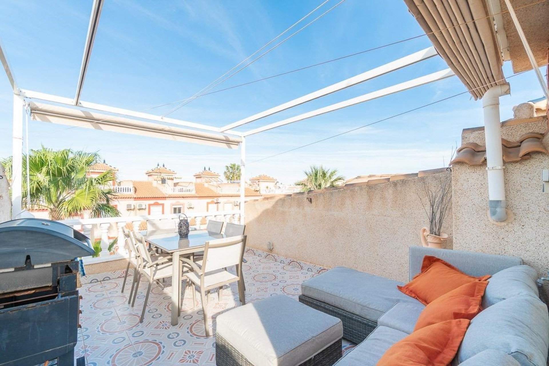 Herverkoop - Rijhuis -
Orihuela Costa - Playa Flamenca