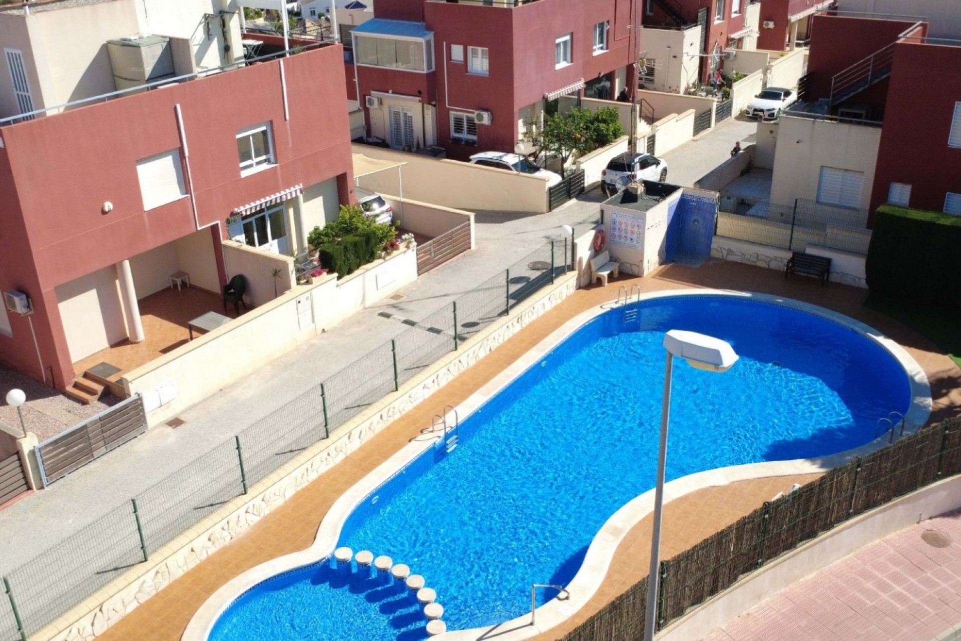 Herverkoop - Rijhuis -
Orihuela Costa - Villamartín