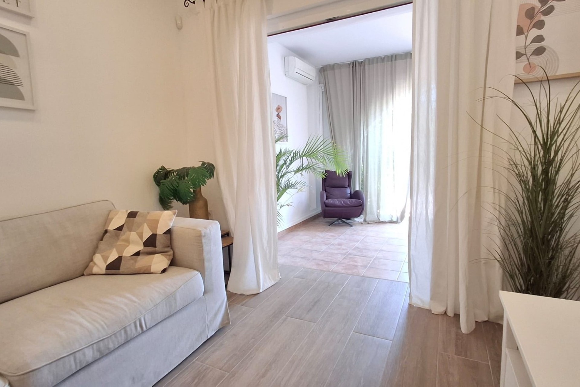 Herverkoop - Rijhuis -
Orihuela - Playa Flamenca