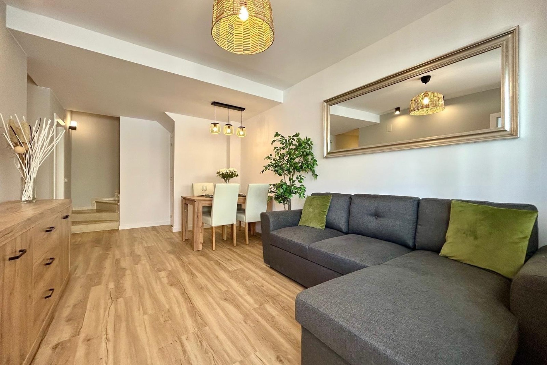 Herverkoop - Rijhuis -
Orihuela - Urbanización Perla del Mar