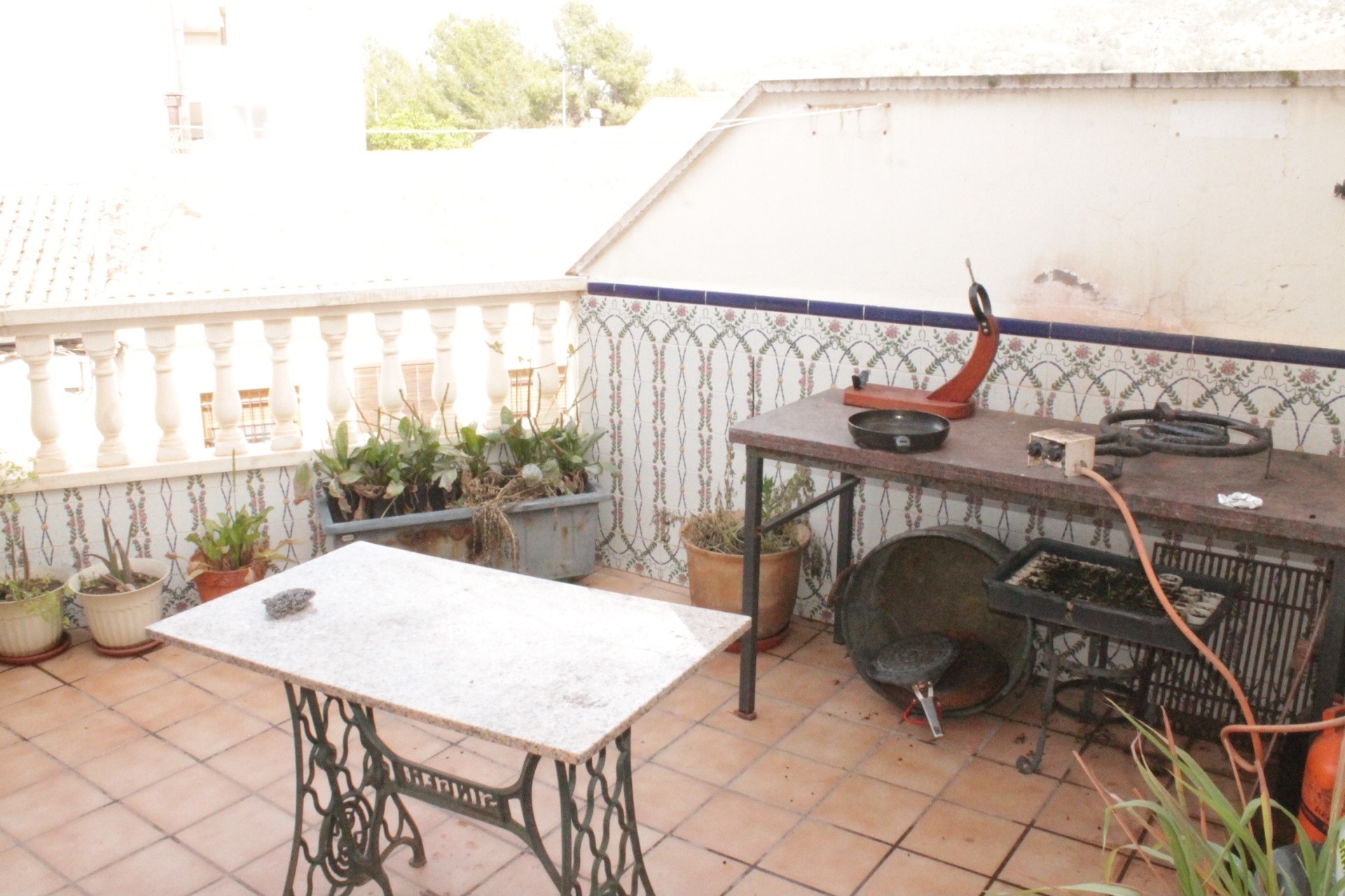 Herverkoop - Rijhuis -
Pinoso - Pinoso Alicante