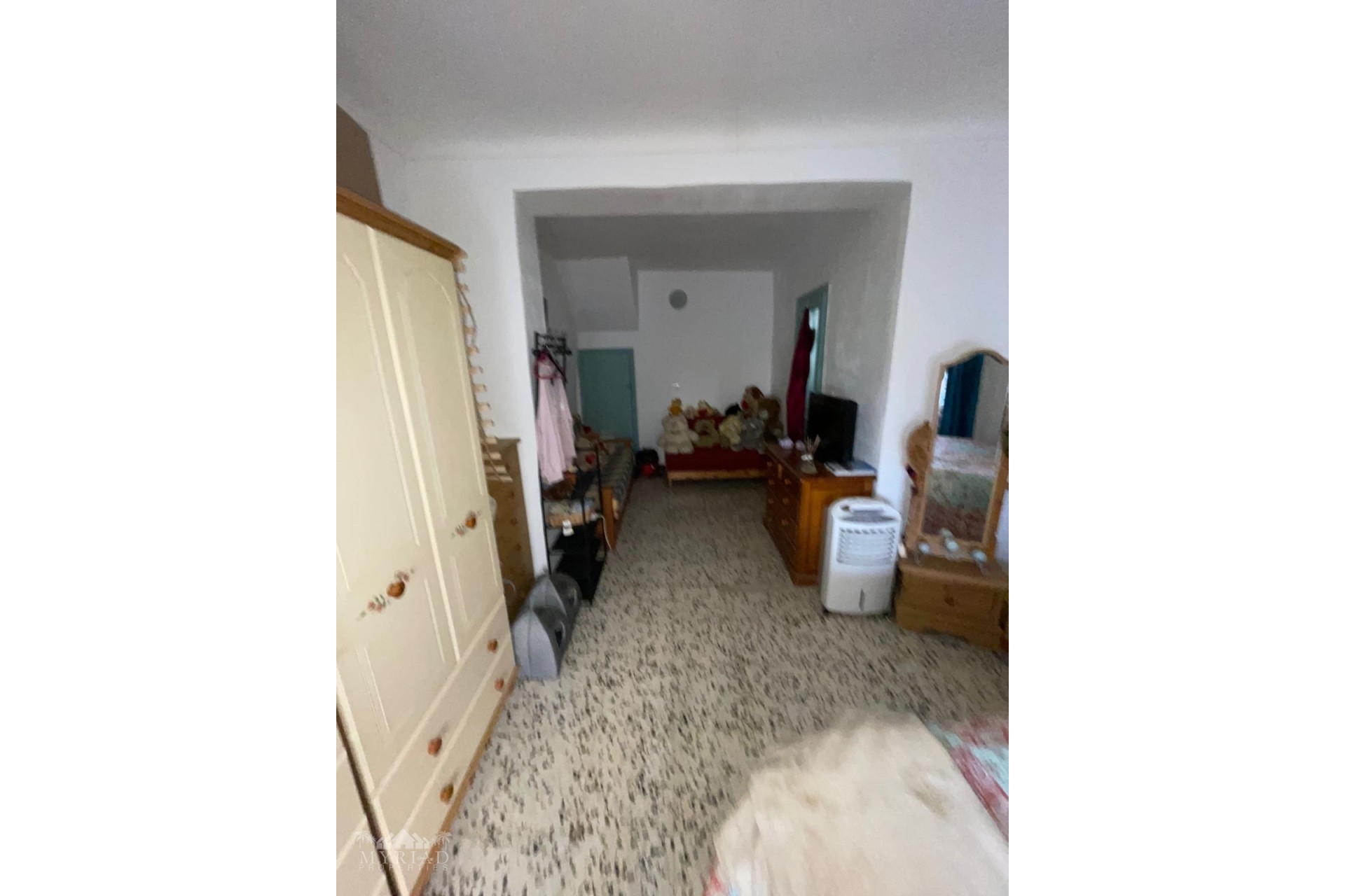 Herverkoop - Rijhuis -
Pinoso - Pinoso Alicante