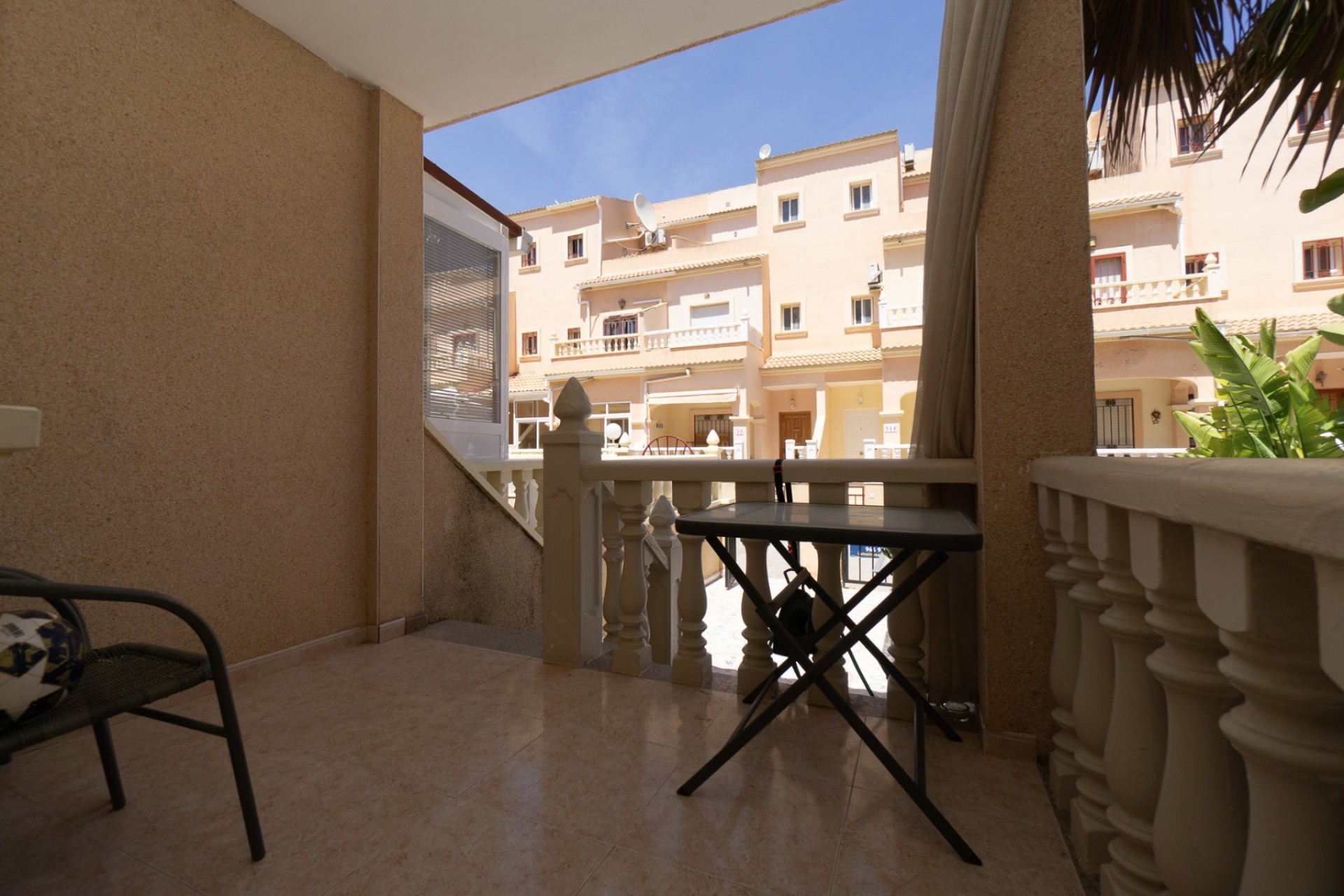 Herverkoop - Rijhuis -
Playa Flamenca