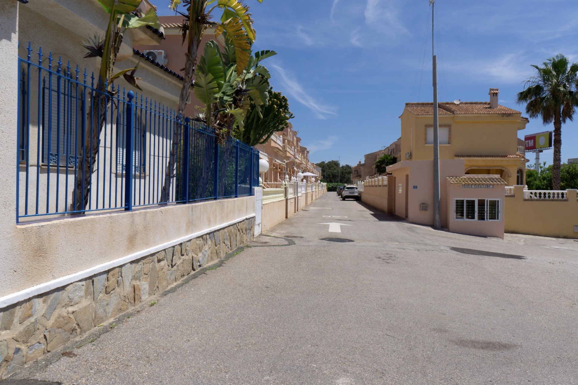 Herverkoop - Rijhuis -
Playa Flamenca