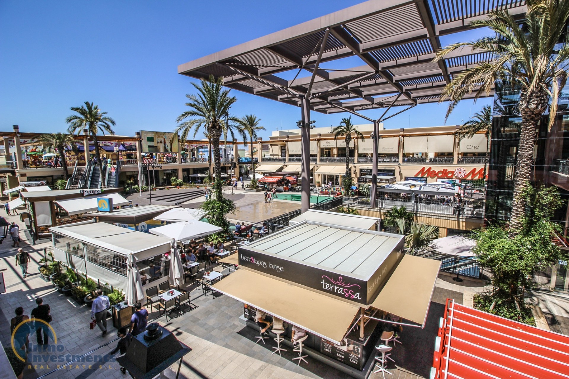 Herverkoop - Rijhuis -
Playa Flamenca