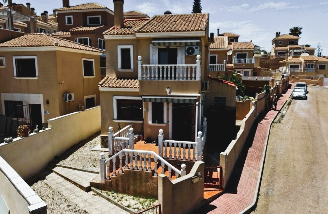 Herverkoop - Rijhuis -
San Miguel de Salinas - Blue Lagoon
