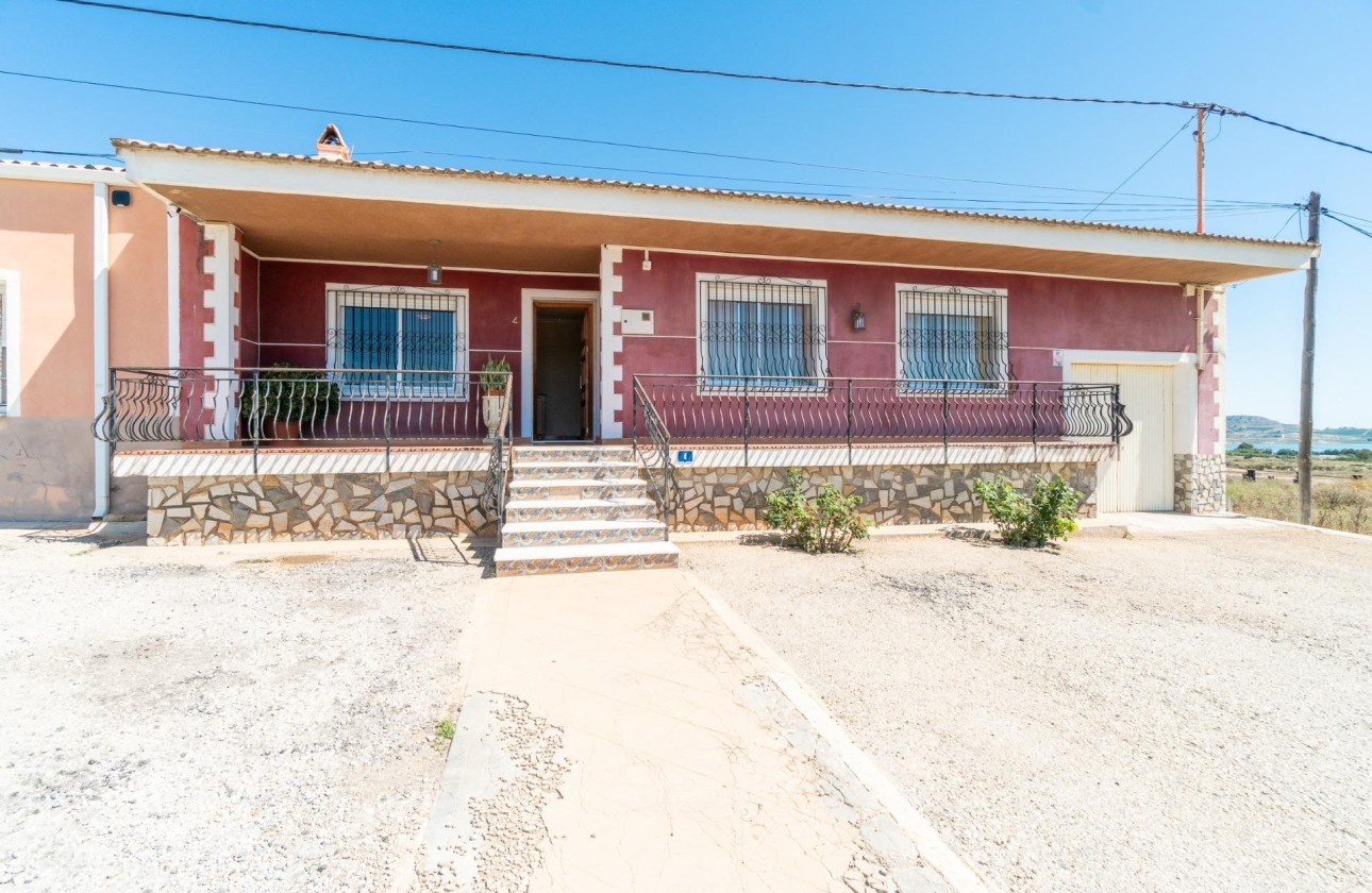 Herverkoop - Rijhuis -
San Miguel de Salinas - Torremendo