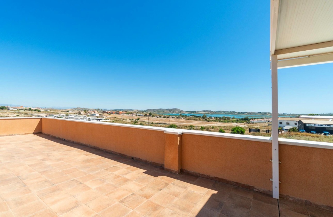 Herverkoop - Rijhuis -
San Miguel de Salinas - Torremendo