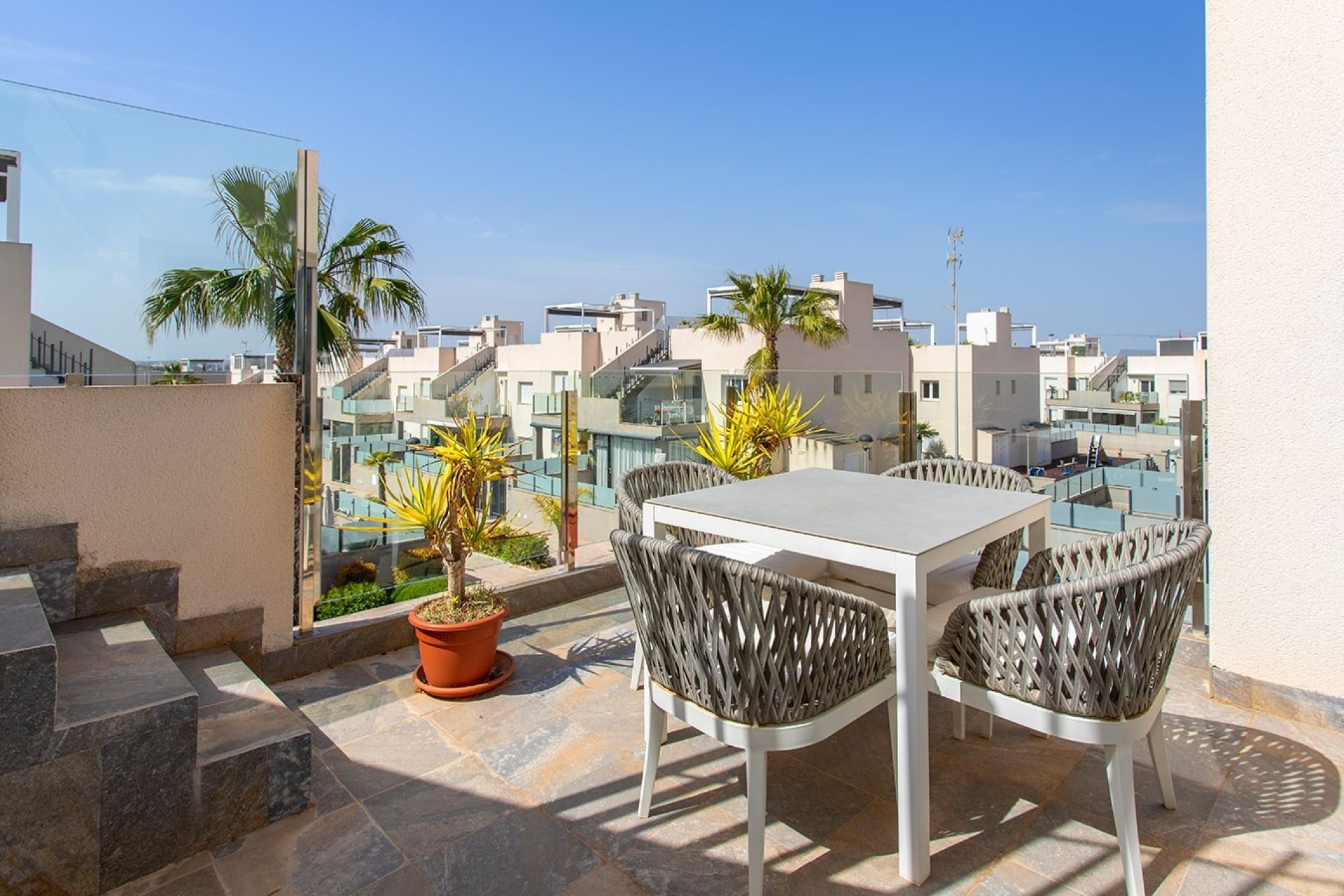 Herverkoop - Rijhuis -
Torrevieja - Aguas Nuevas