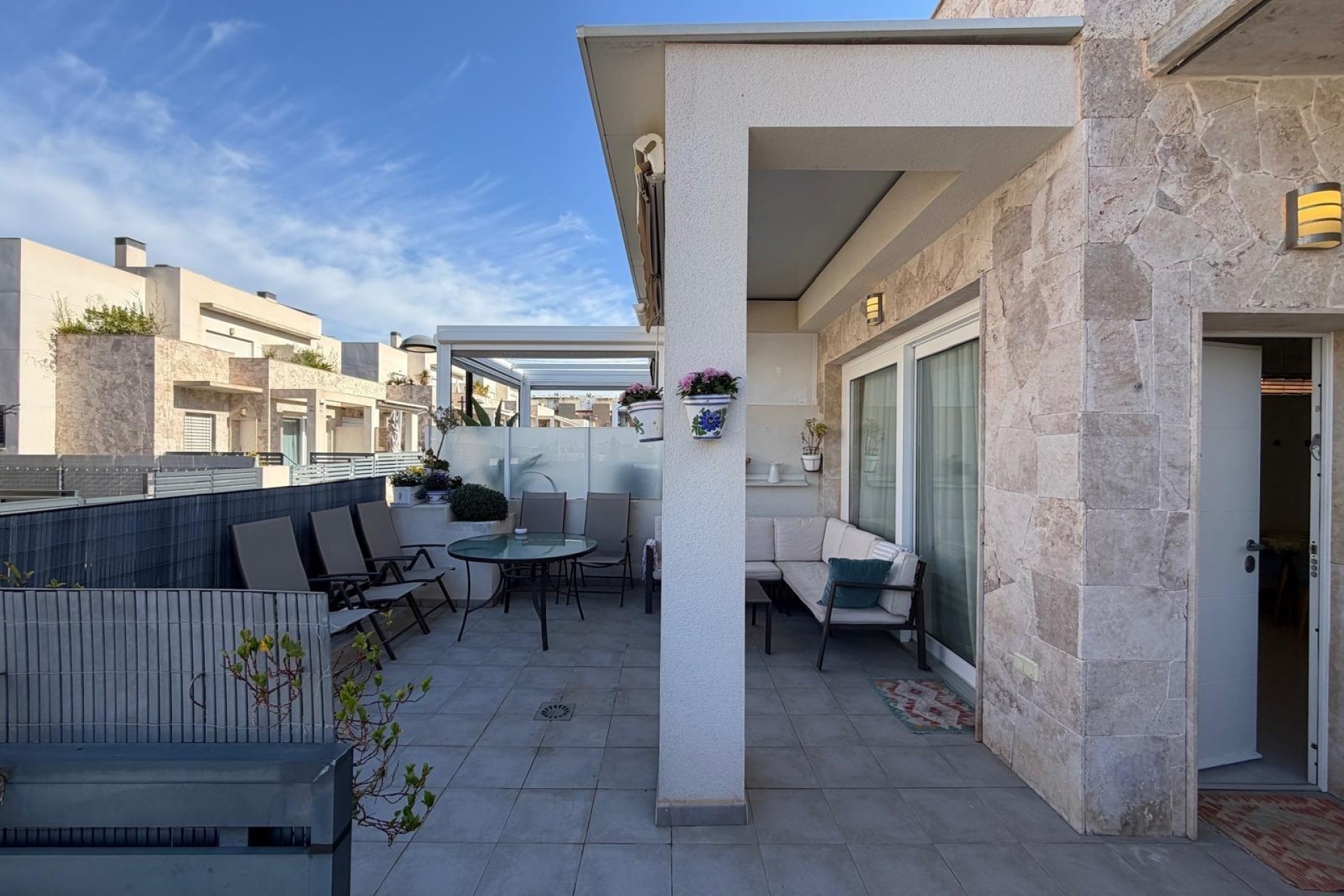 Herverkoop - Rijhuis -
Torrevieja - Aguas Nuevas