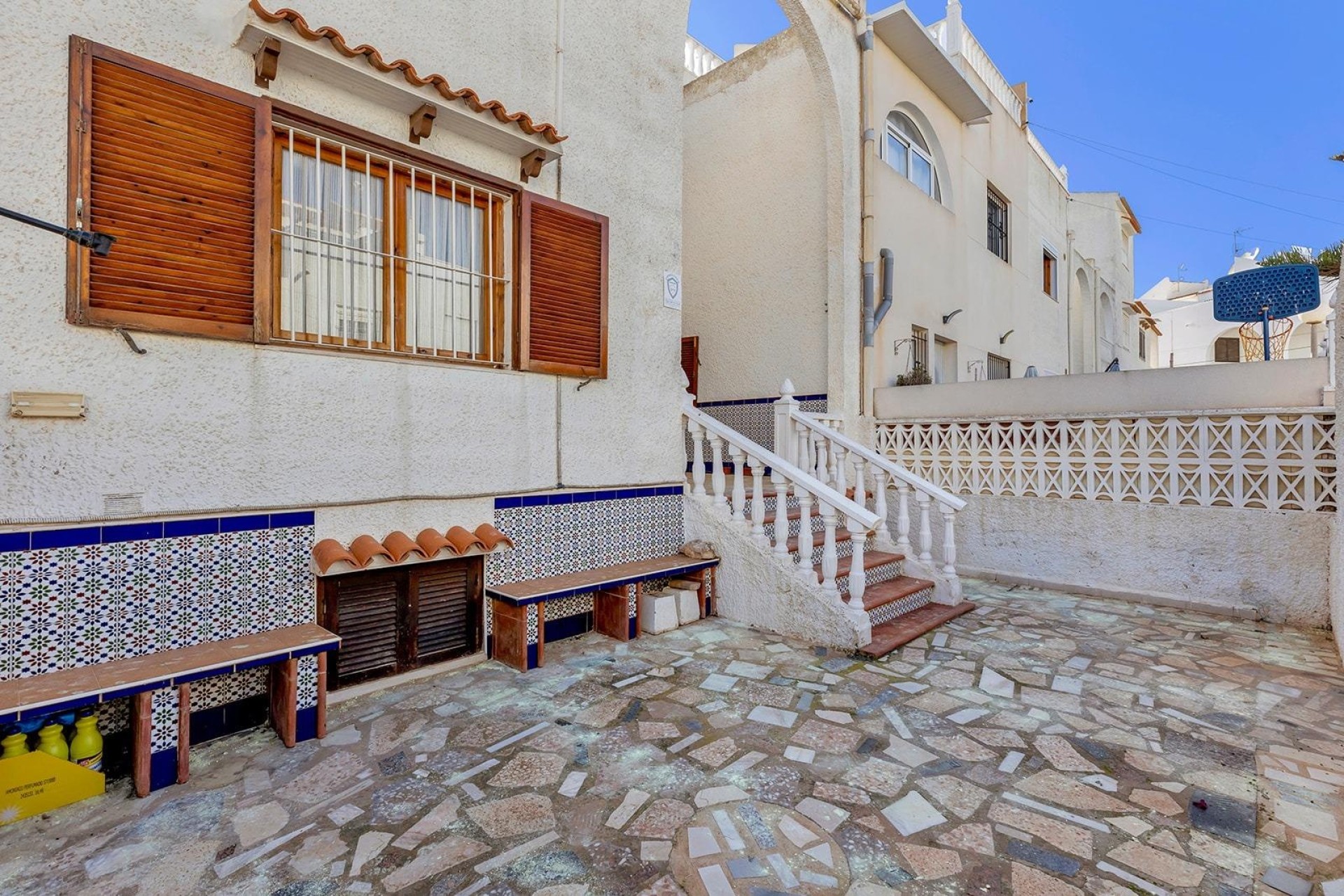 Herverkoop - Rijhuis -
Torrevieja - Calas blanca