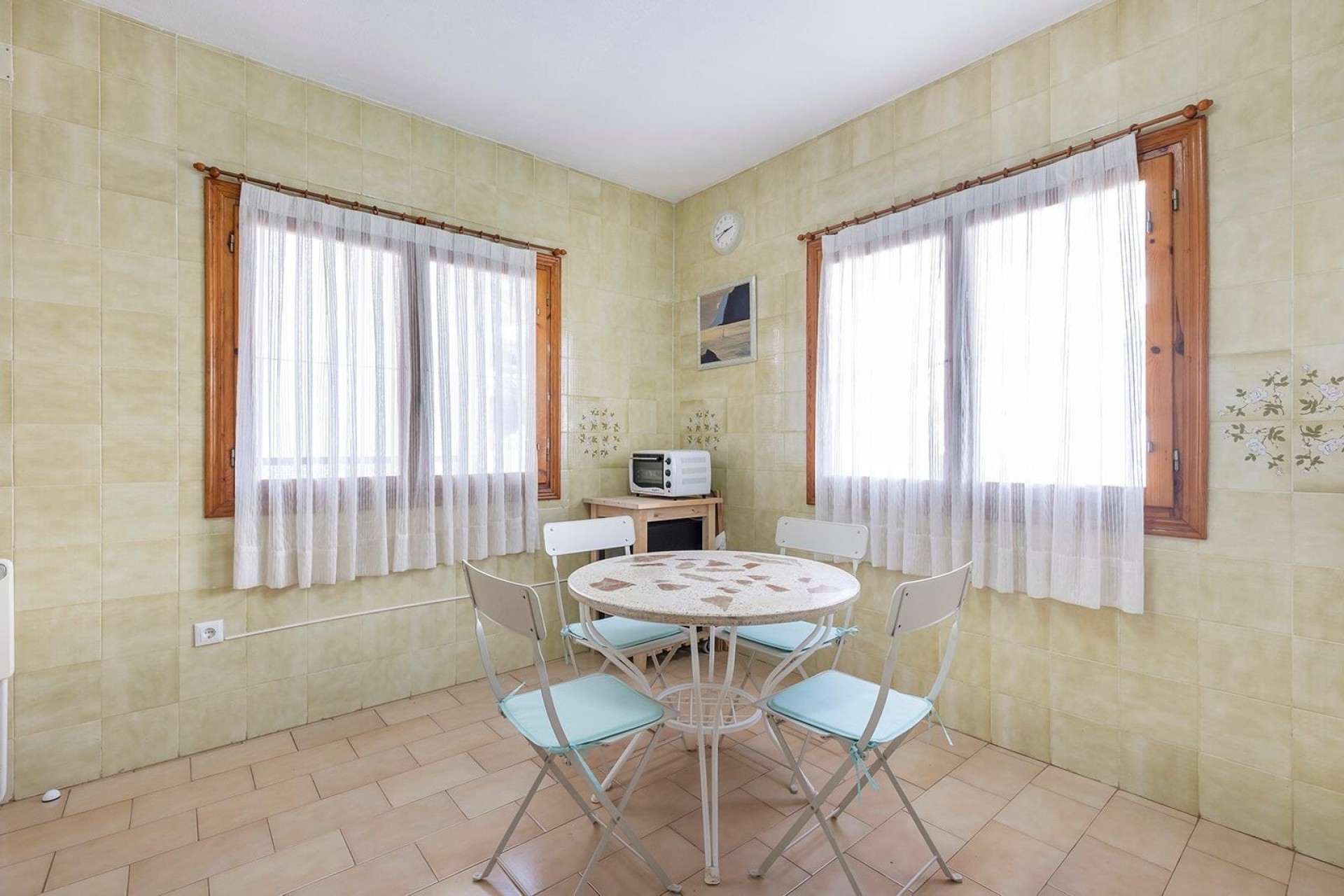 Herverkoop - Rijhuis -
Torrevieja - Calas blanca