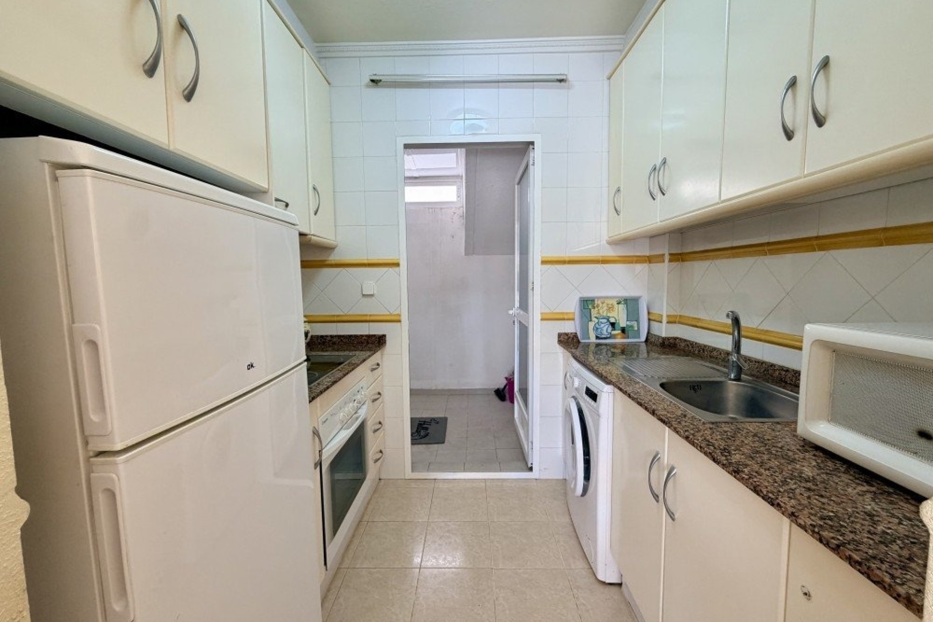 Herverkoop - Rijhuis -
Torrevieja - Costa Blanca