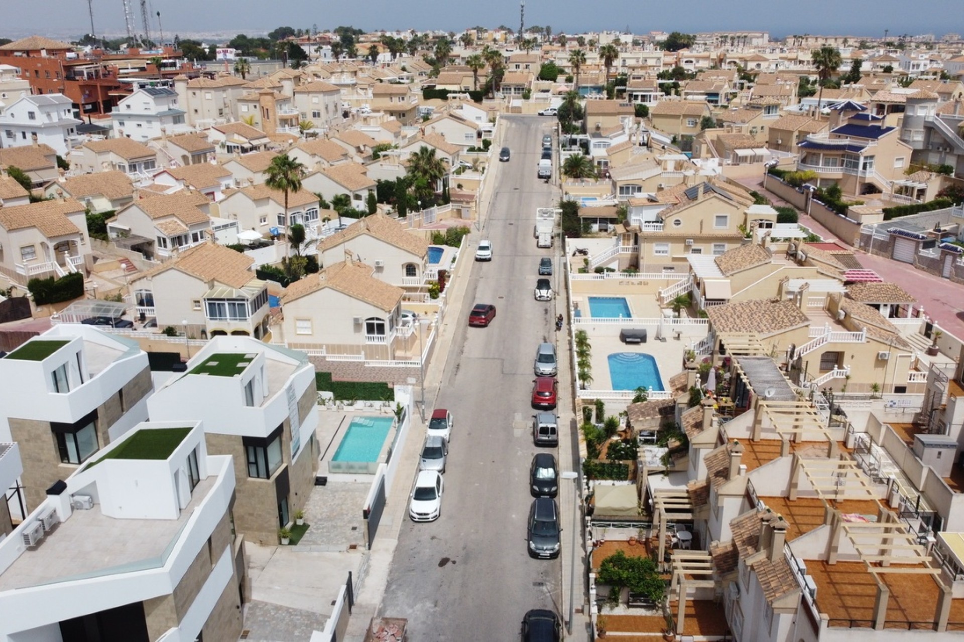 Herverkoop - Rijhuis -
Torrevieja - La Florida