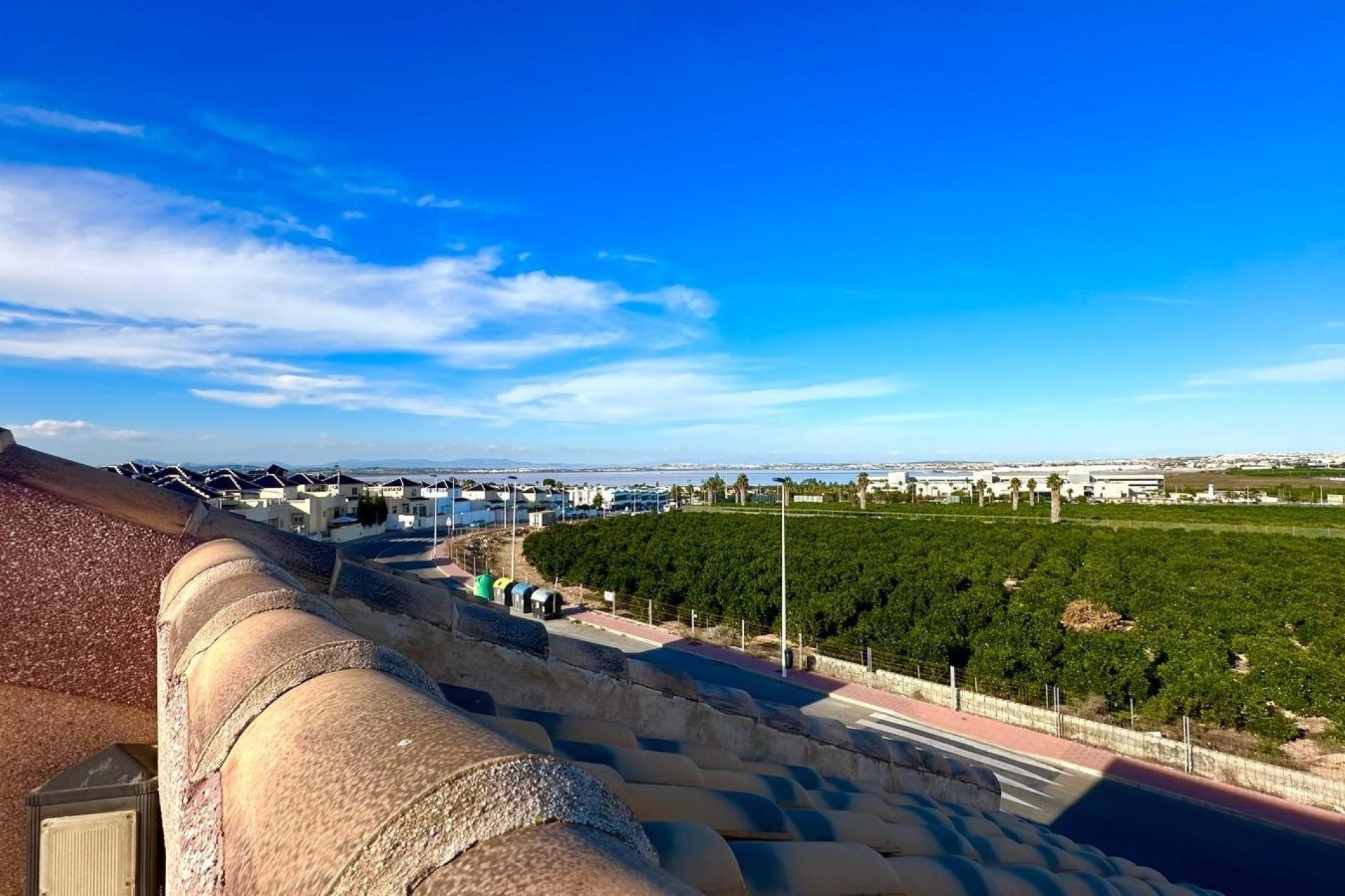 Herverkoop - Rijhuis -
Torrevieja - La Siesta