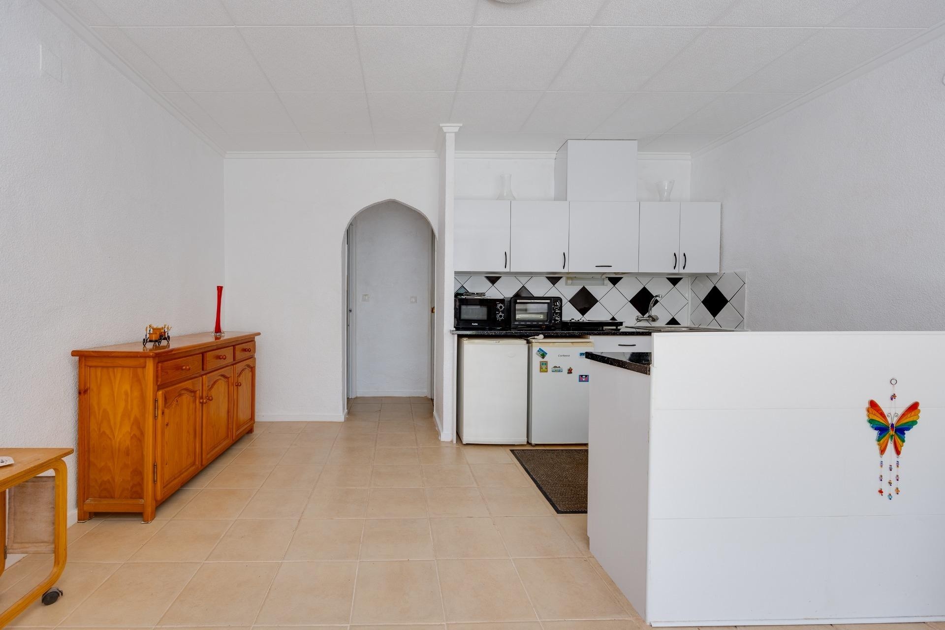 Herverkoop - Rijhuis -
Torrevieja - La Siesta