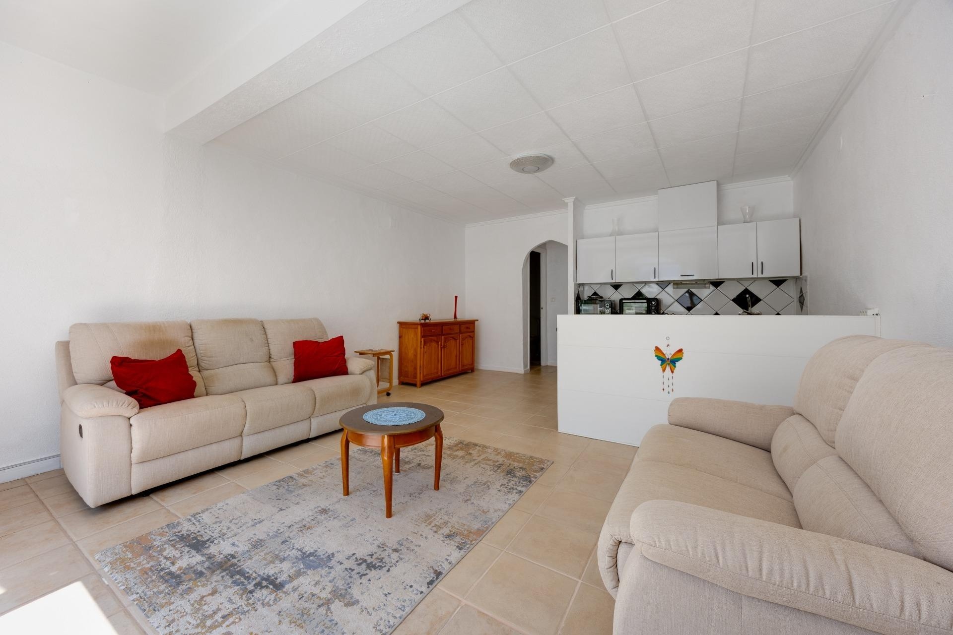 Herverkoop - Rijhuis -
Torrevieja - La Siesta