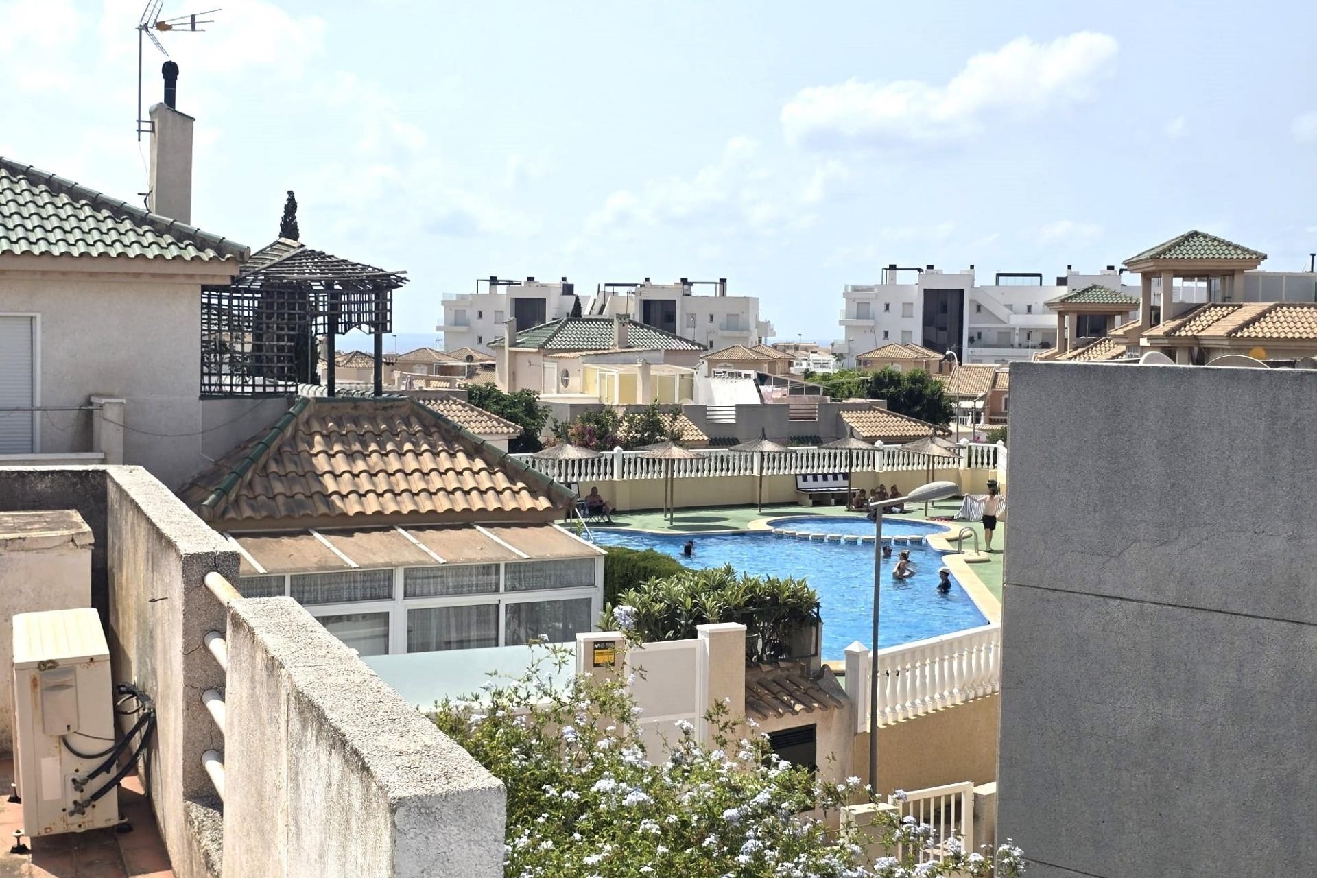 Herverkoop - Rijhuis -
Torrevieja - Los Altos