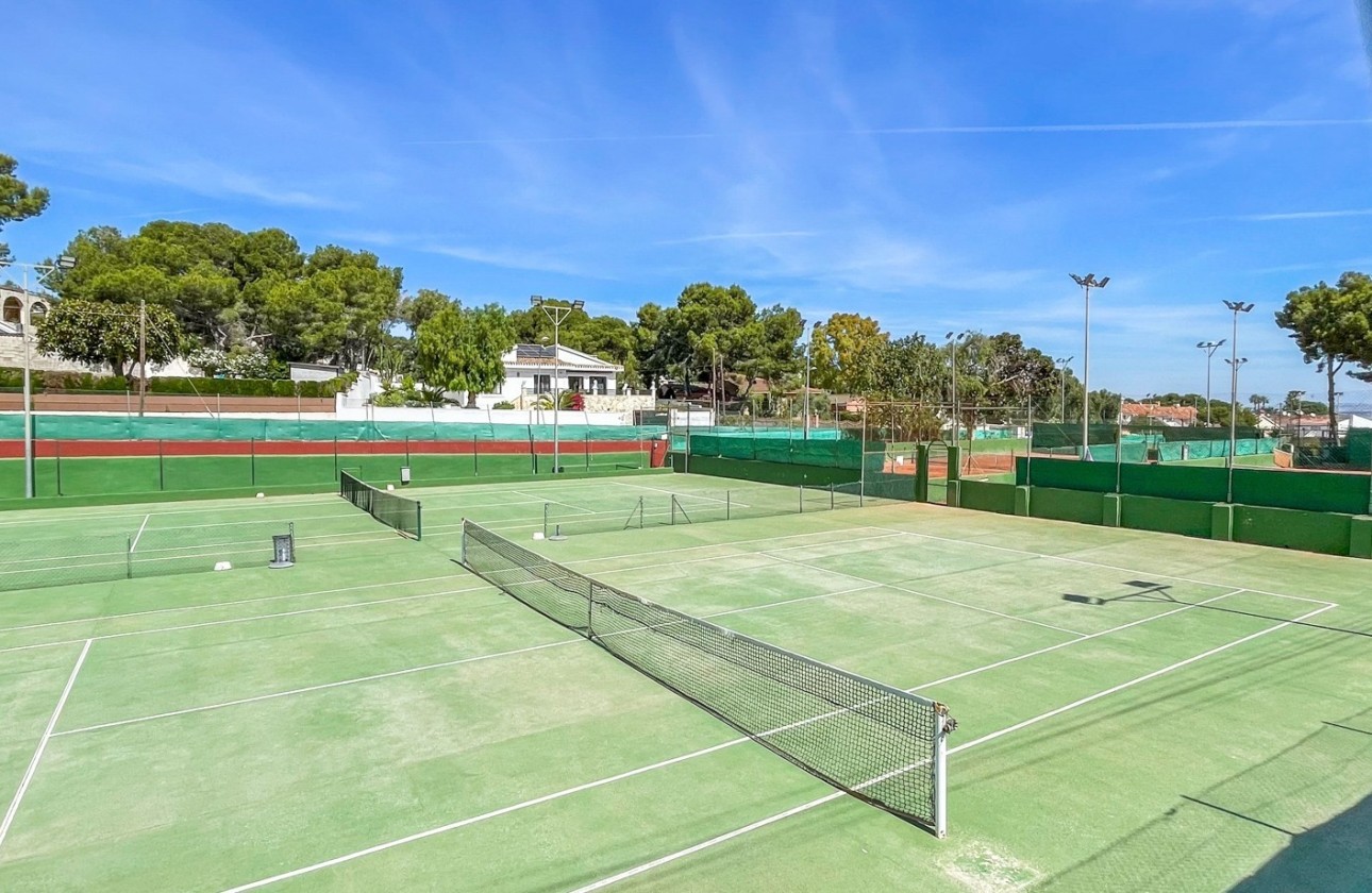 Herverkoop - Rijhuis -
Torrevieja - Los Balcones - Los Altos del Edén