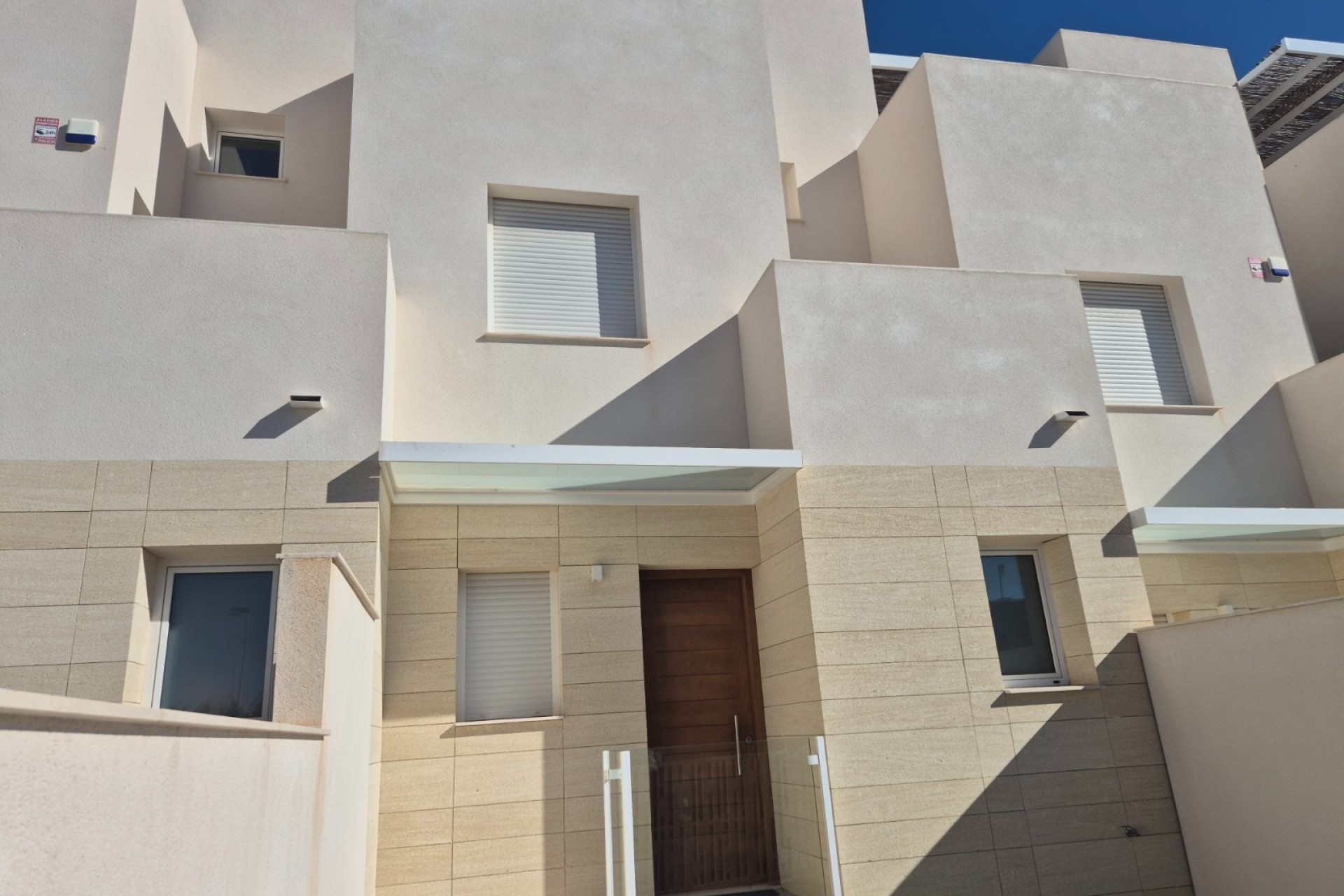 Herverkoop - Rijhuis -
Torrevieja - Nueva Torrevieja