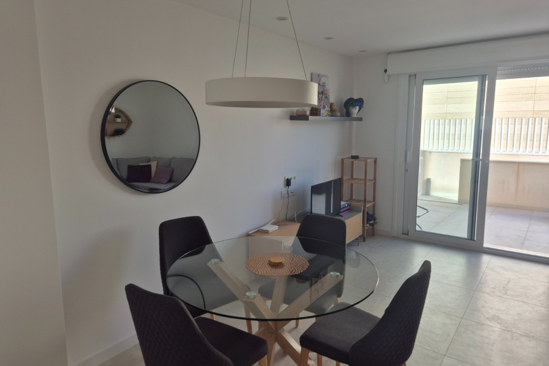 Herverkoop - Rijhuis -
Torrevieja - Nueva Torrevieja