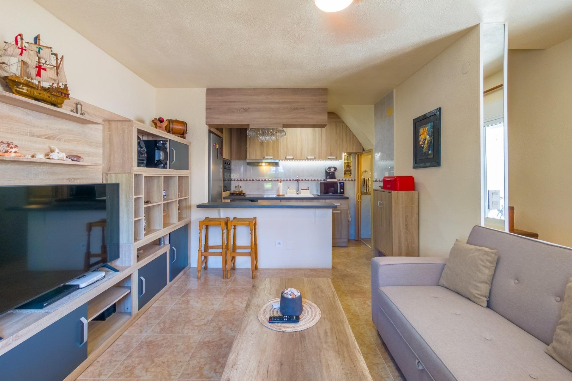 Herverkoop - Rijhuis -
Torrevieja - Nueva Torrevieja
