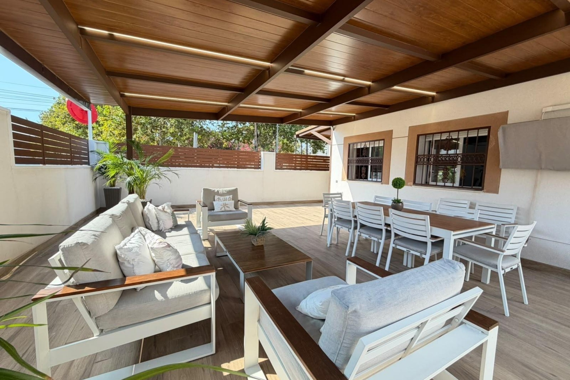 Herverkoop - Rijhuis -
Torrevieja - Nueva Torrevieja