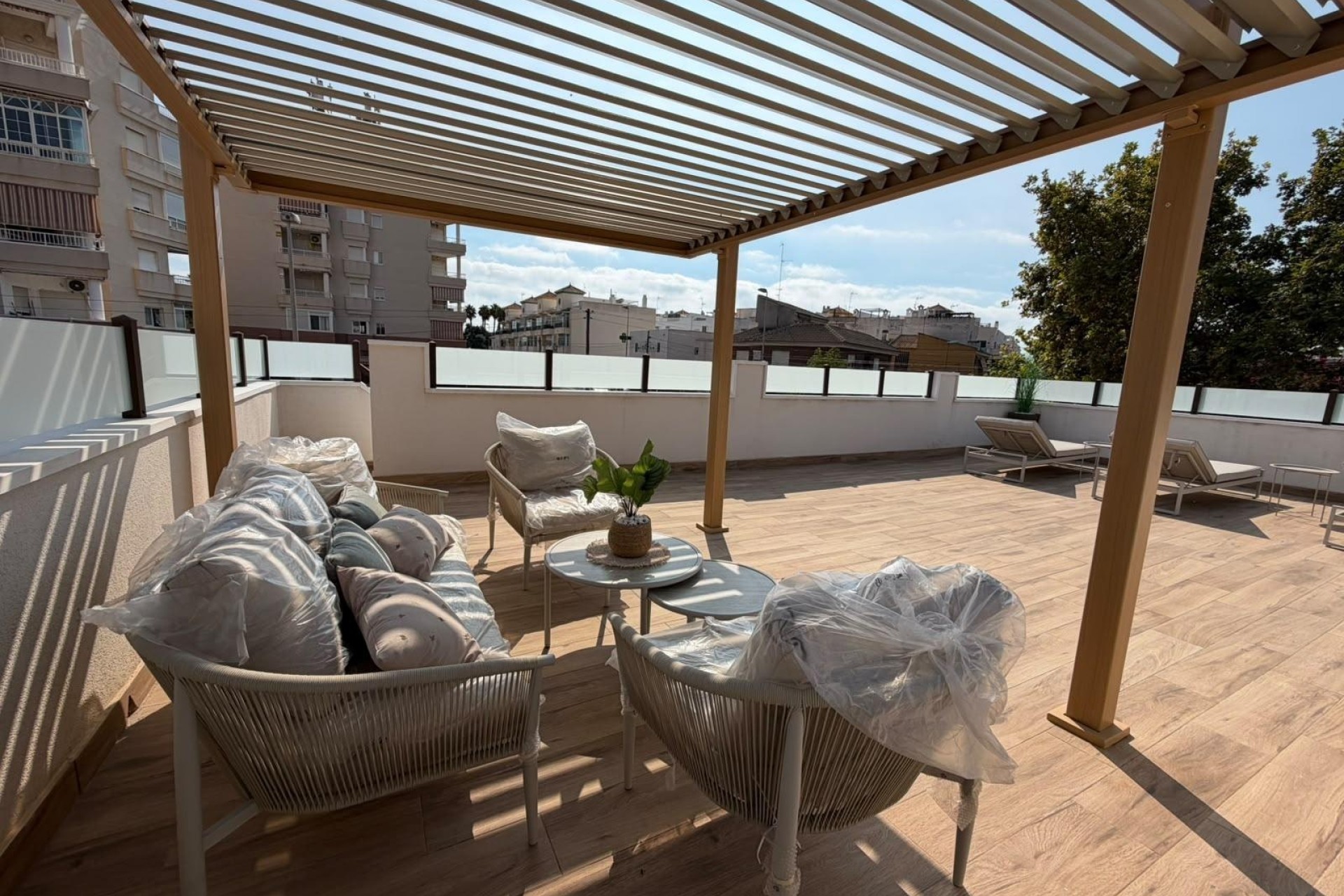 Herverkoop - Rijhuis -
Torrevieja - Nueva Torrevieja