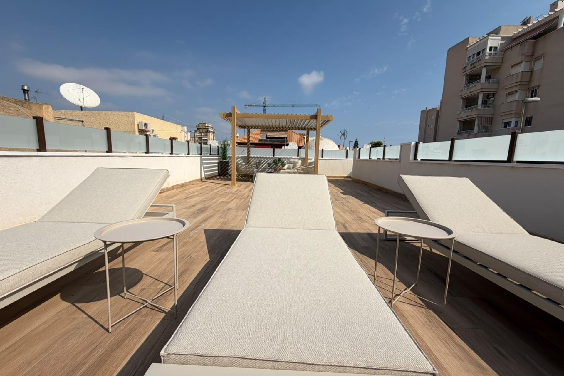 Herverkoop - Rijhuis -
Torrevieja - Nueva Torrevieja