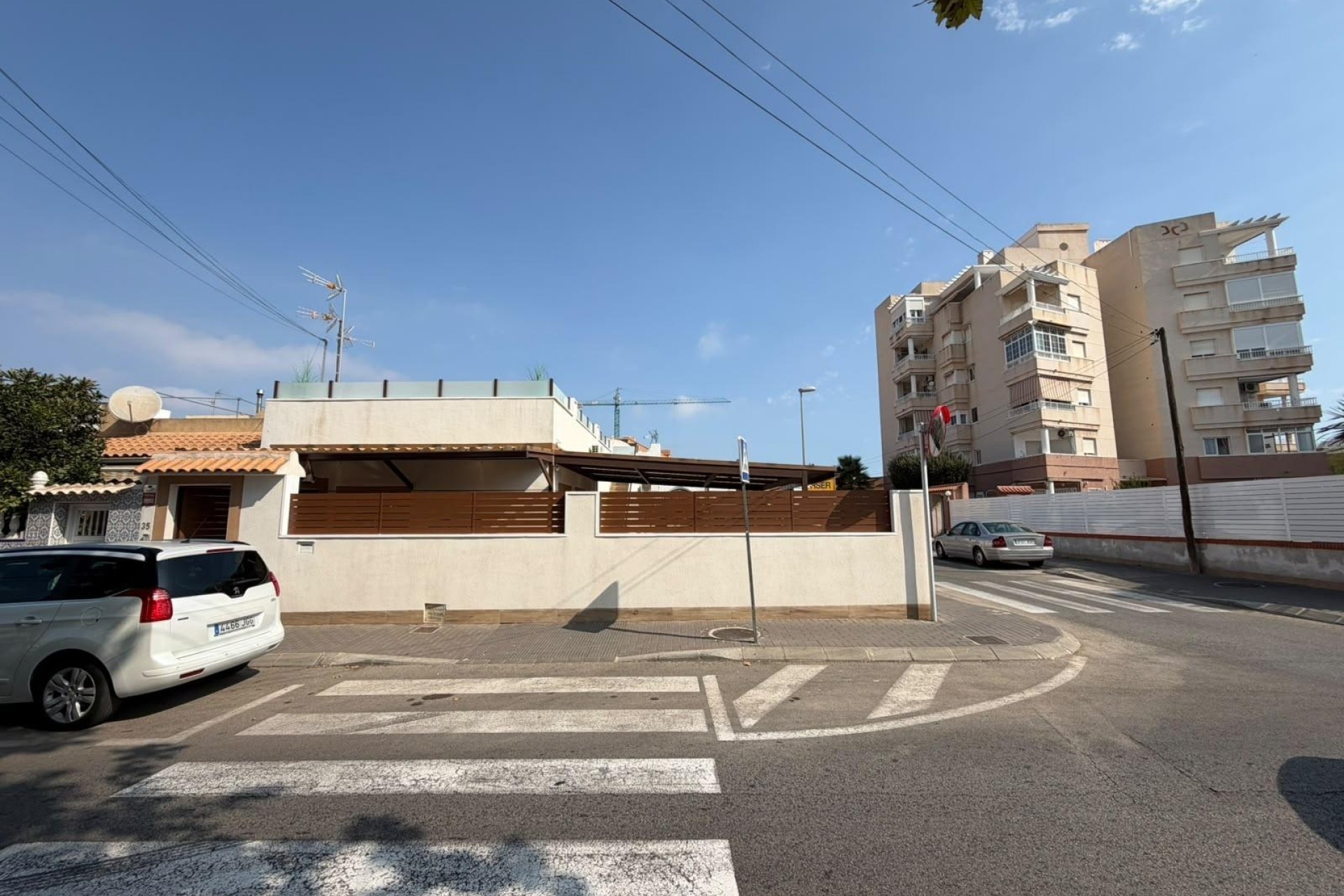 Herverkoop - Rijhuis -
Torrevieja - Nueva Torrevieja