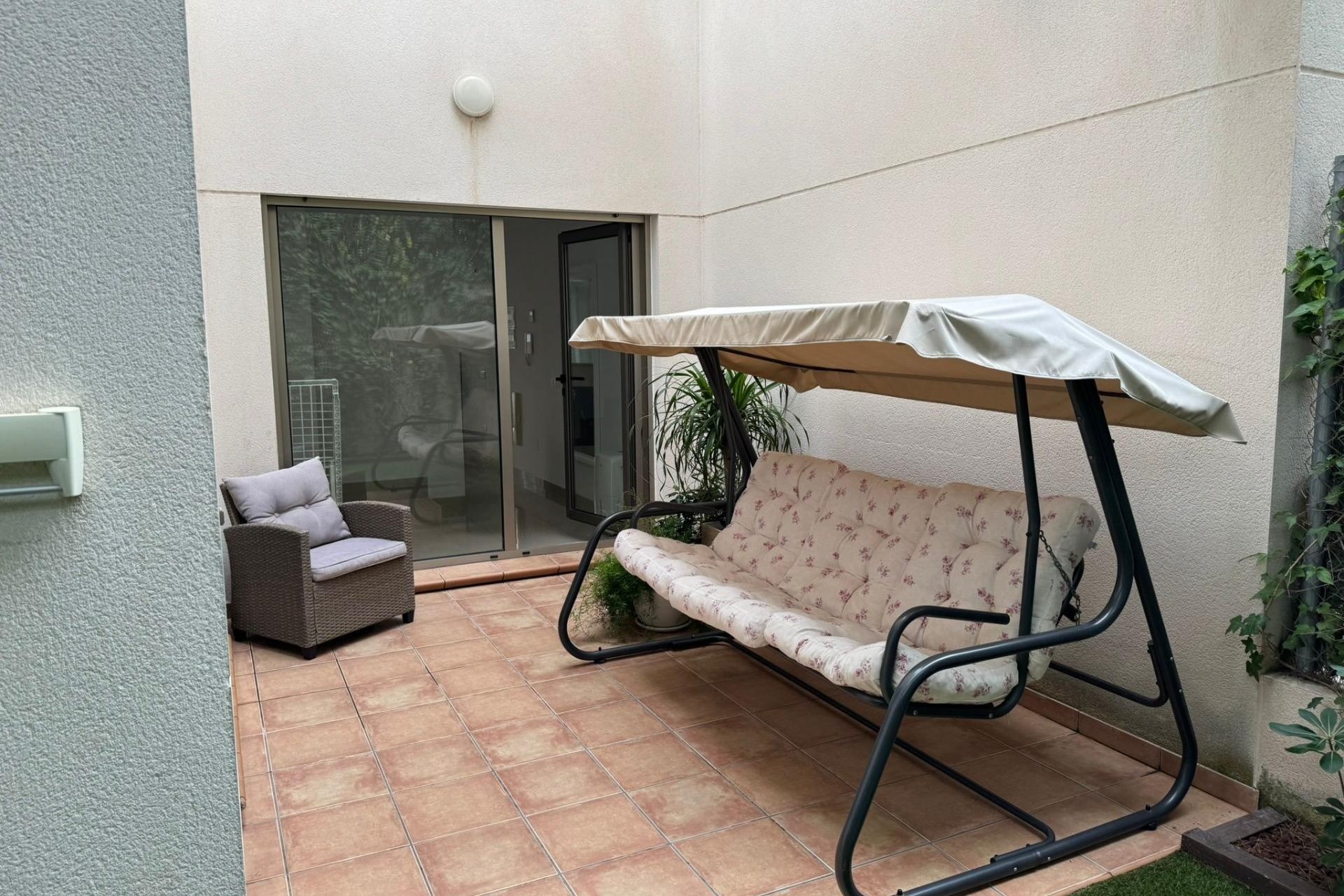 Herverkoop - Rijhuis -
Torrevieja - Punta Prima
