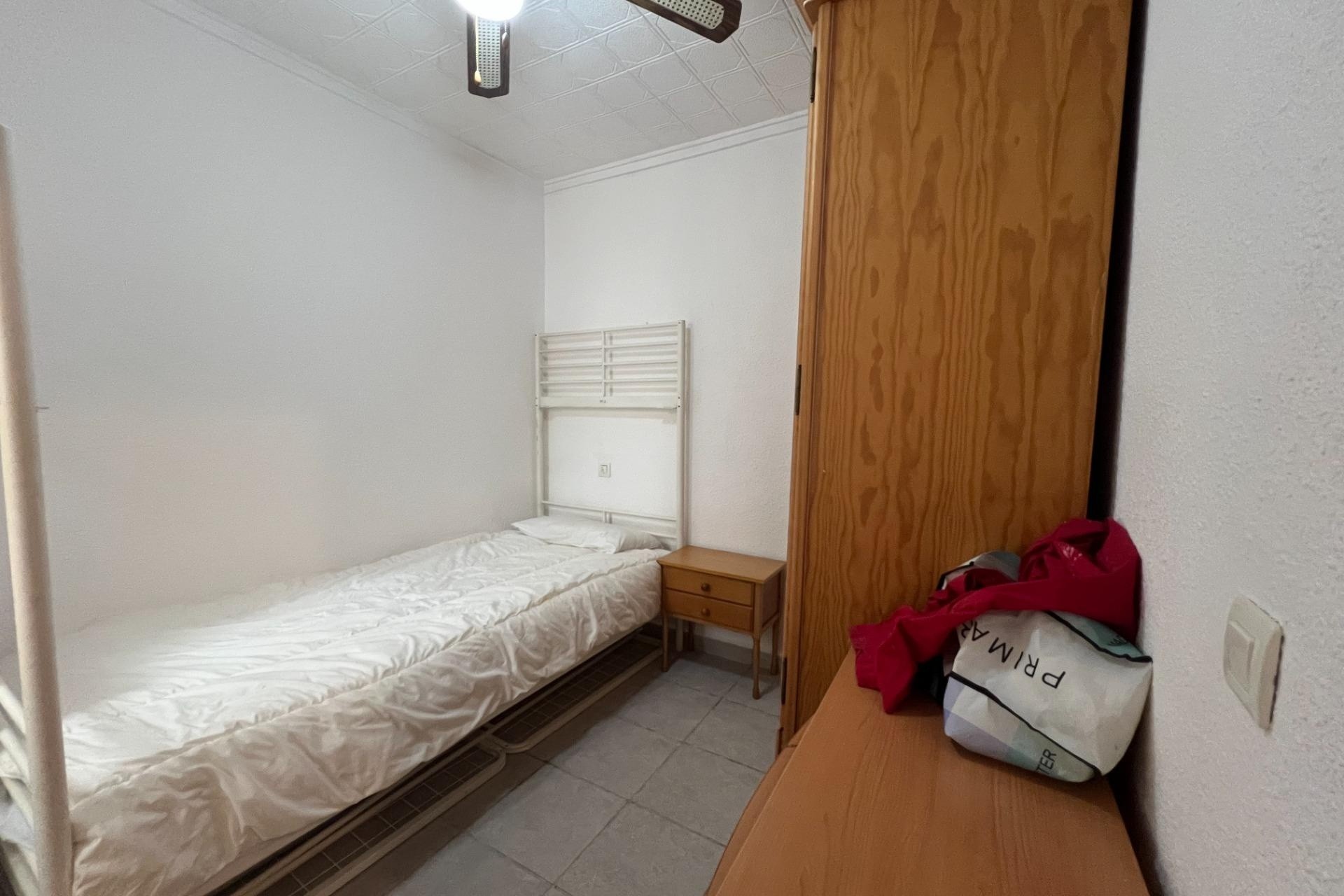 Herverkoop - Rijhuis -
Torrevieja - San Luis