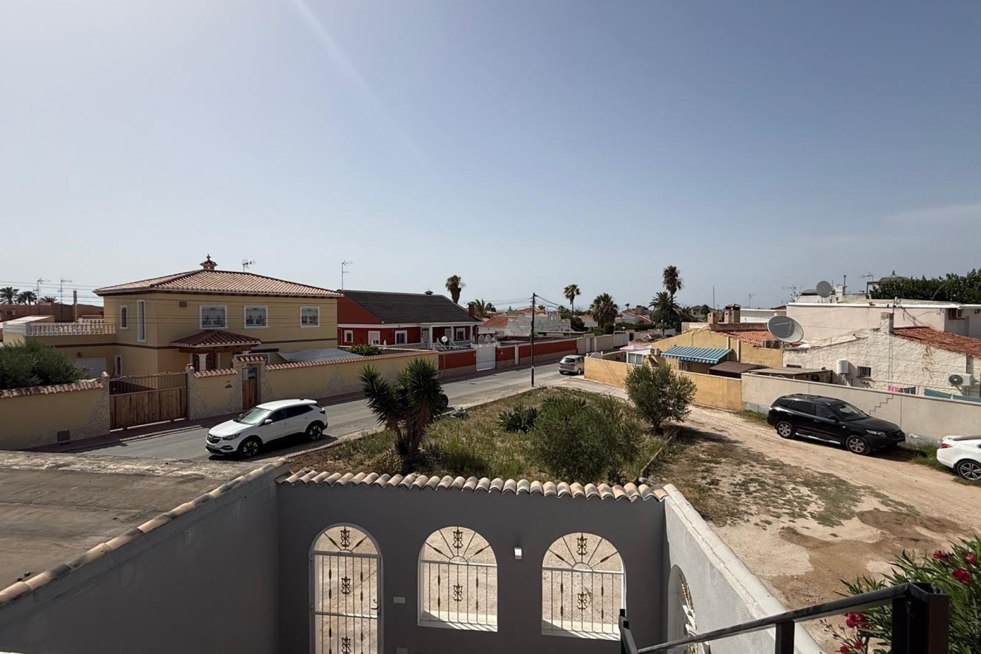 Herverkoop - Rijhuis -
Torrevieja - Torreta florida