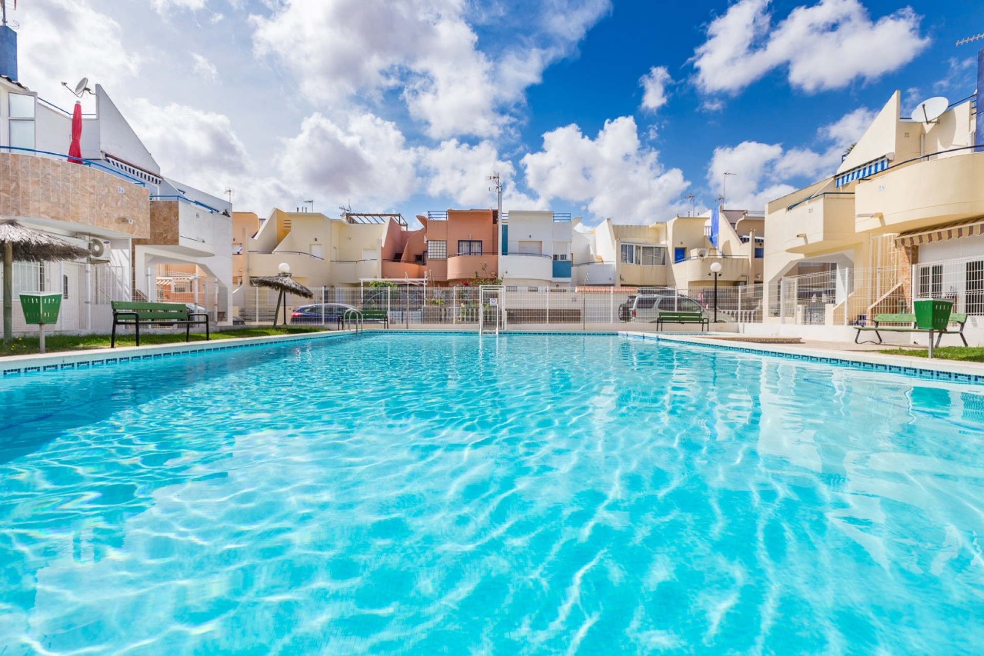 Herverkoop - Rijhuis -
Torrevieja - Torretas
