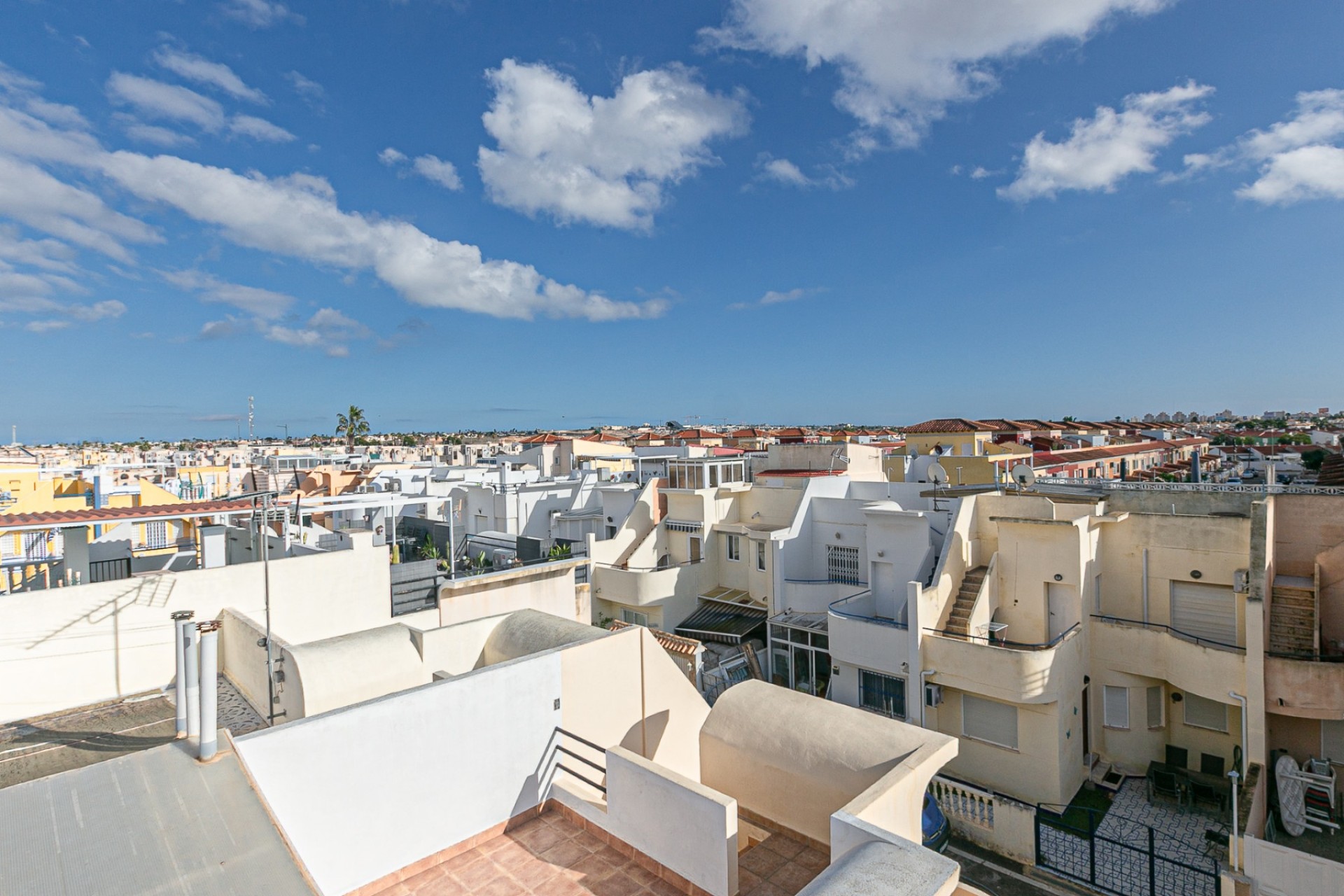 Herverkoop - Rijhuis -
Torrevieja - Torretas