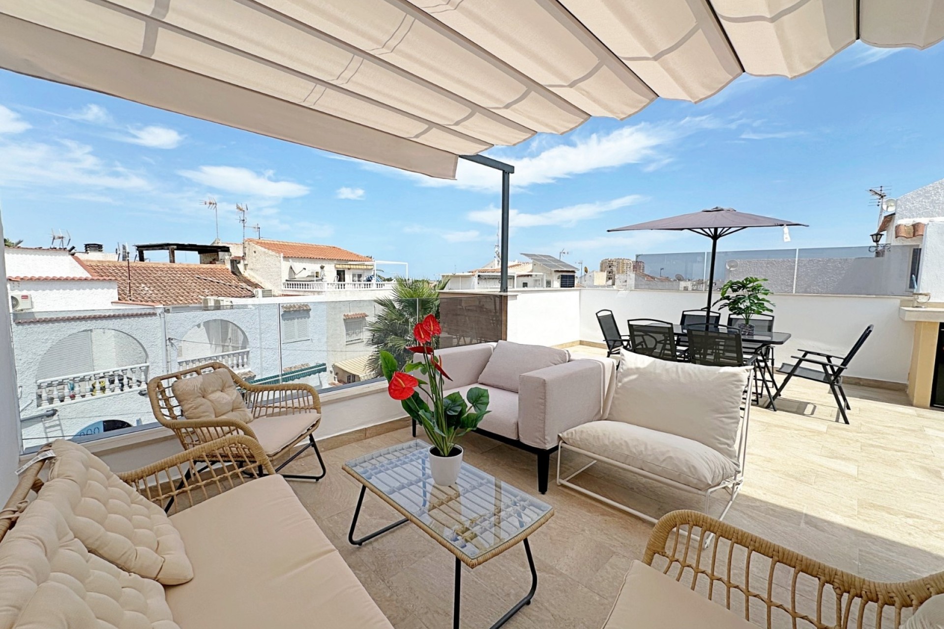 Herverkoop - Rijhuis -
Torrevieja - Torrevieja - Aguas Nuevas