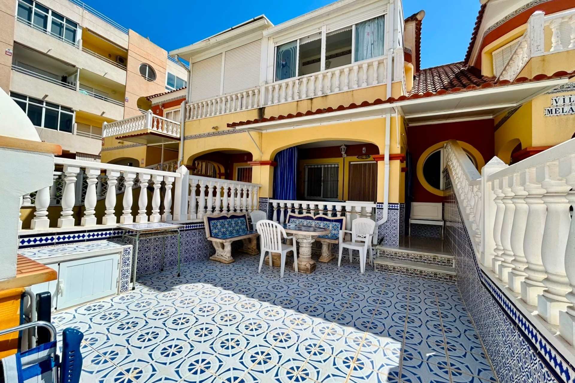 Herverkoop - Rijhuis -
Torrevieja