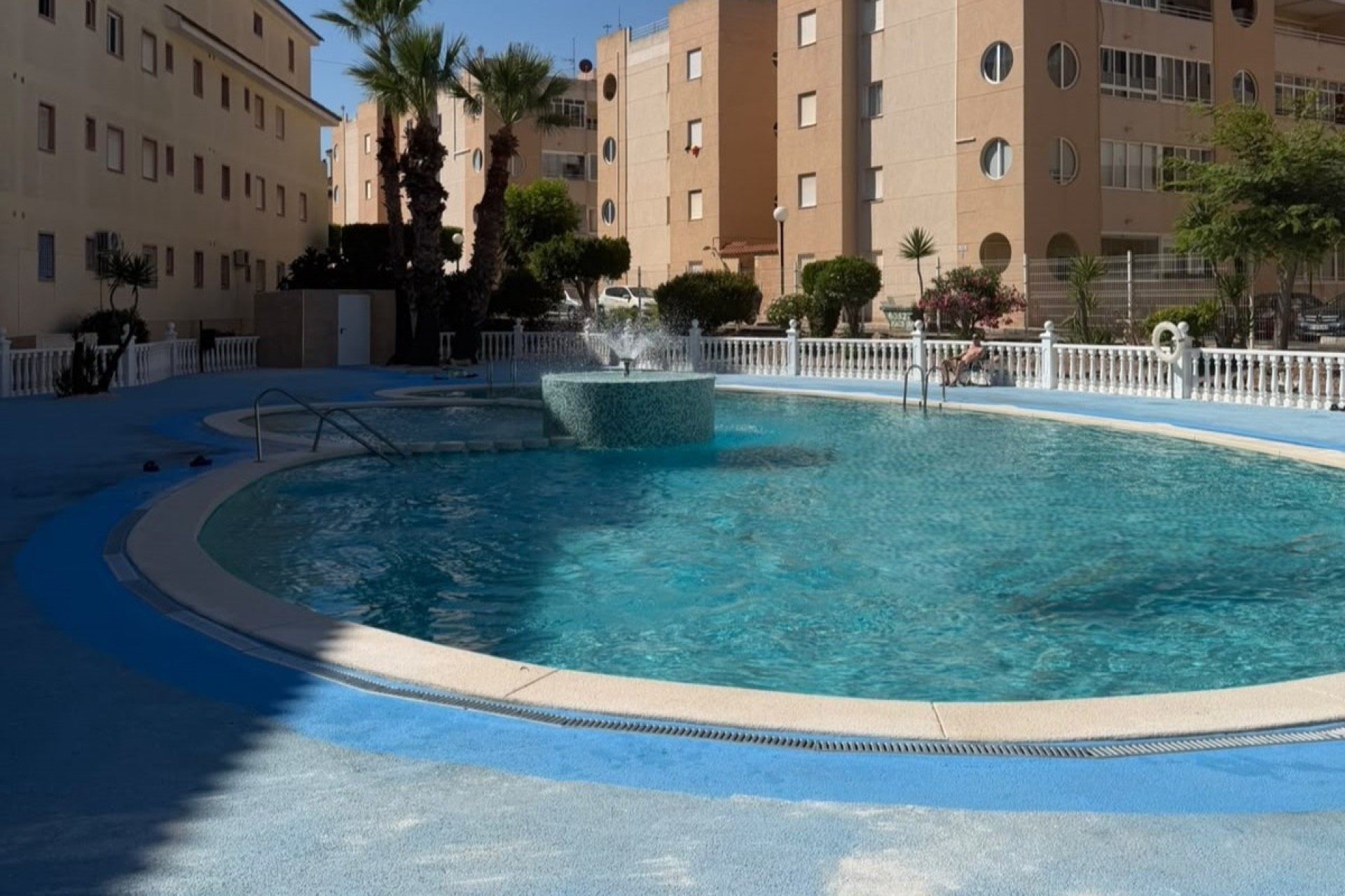 Herverkoop - Rijhuis -
Torrevieja