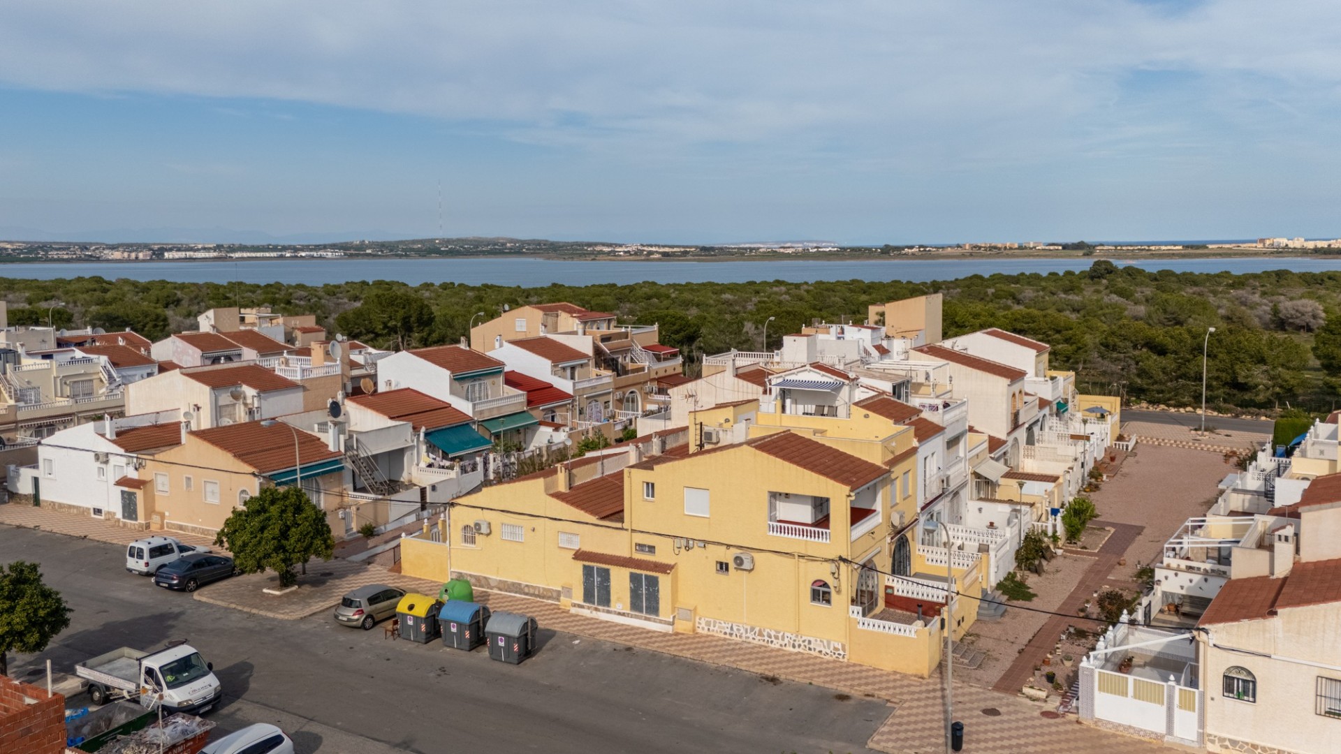 Herverkoop - Rijtjeshuis / Stadswoning -
Torrevieja - La Siesta